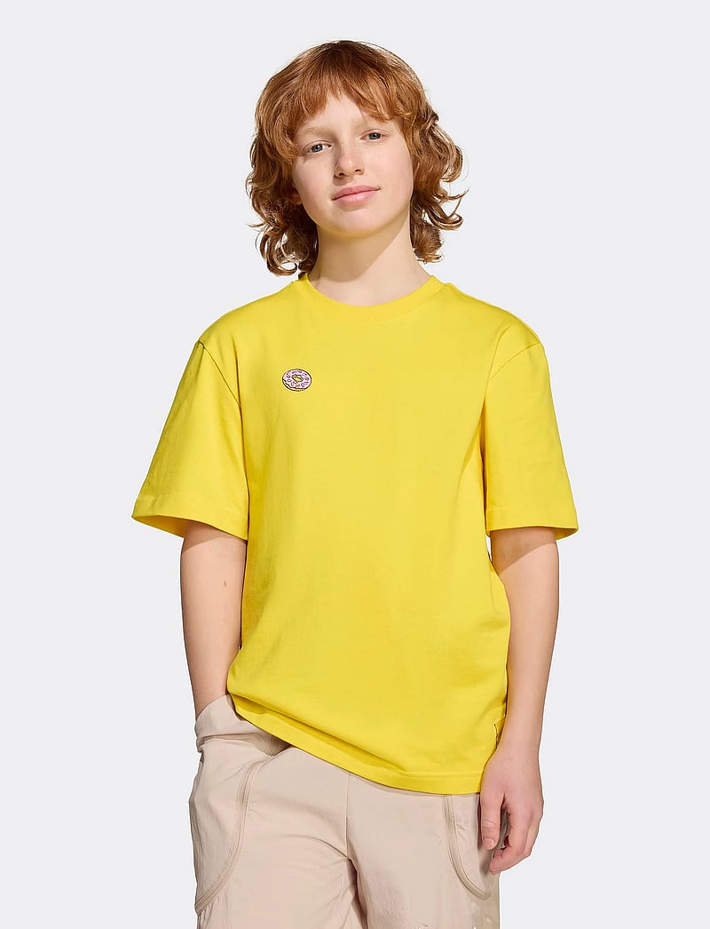 adidas Sportswear - J SIM GFX T - kortärmade t-shirts - yellow - 0
