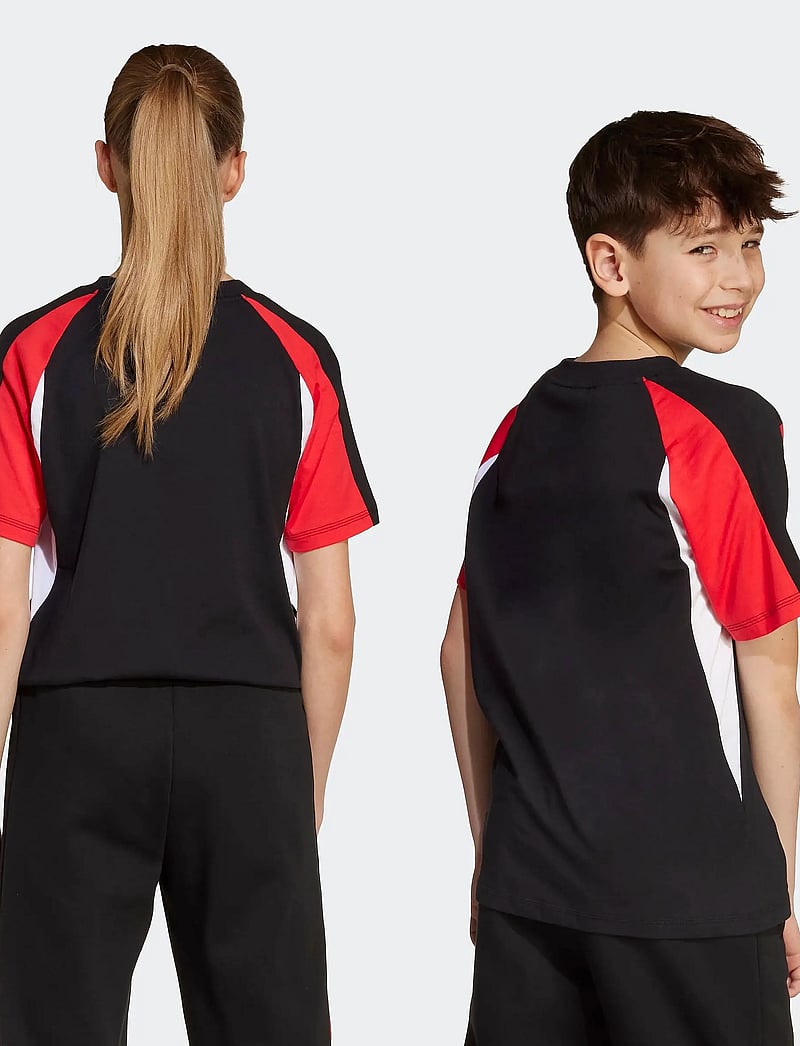 adidas Sportswear - J CB T - kurzärmelig - black/purrub/white - 5