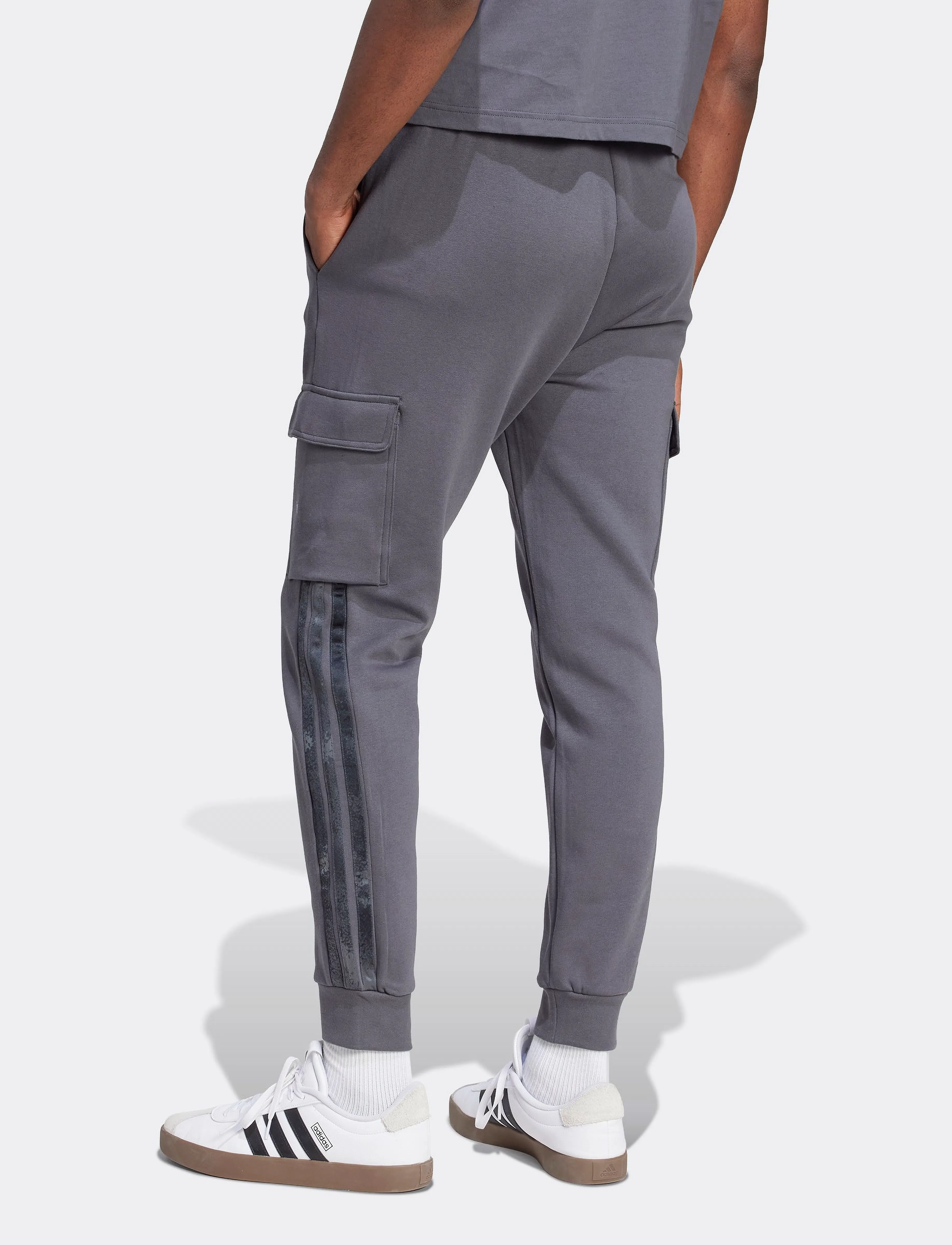 adidas Sportswear - M SEA AOP PT - hosen - gresix/multco/white - 3