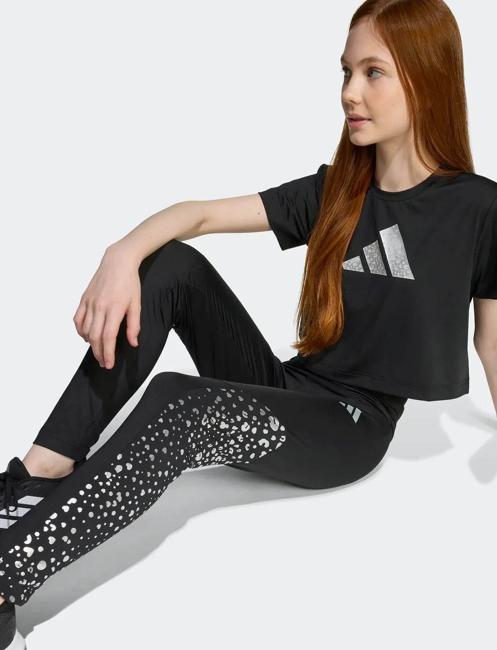 adidas Sportswear - JG TR-ES GL LEG - leggings - black/silvmt - 2