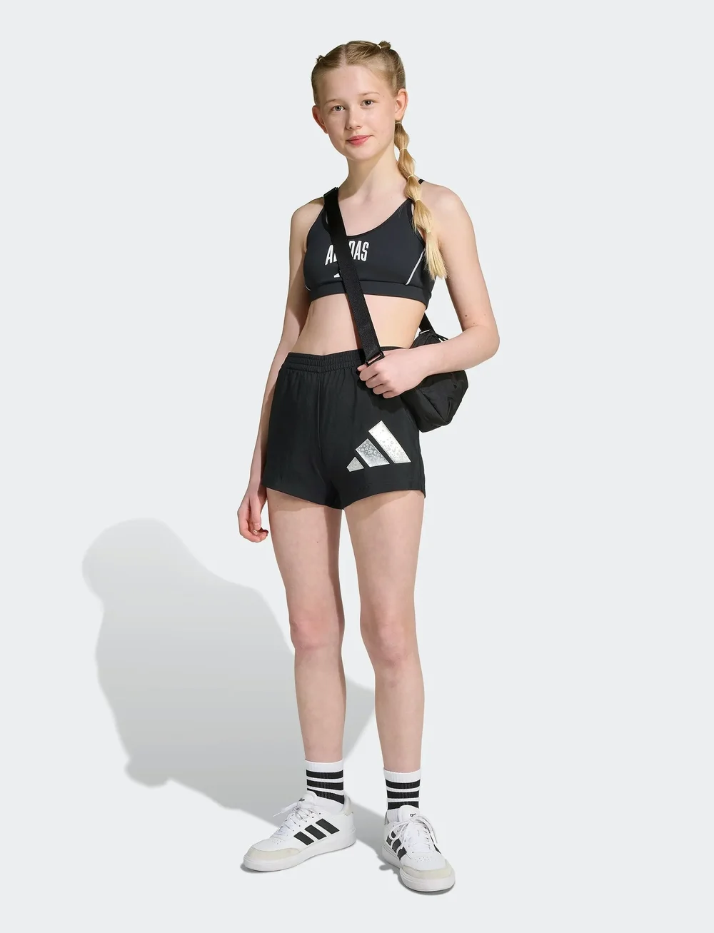 adidas Sportswear - JG TR-ES GL SH - sportiniai šortai - black/silvmt - 0