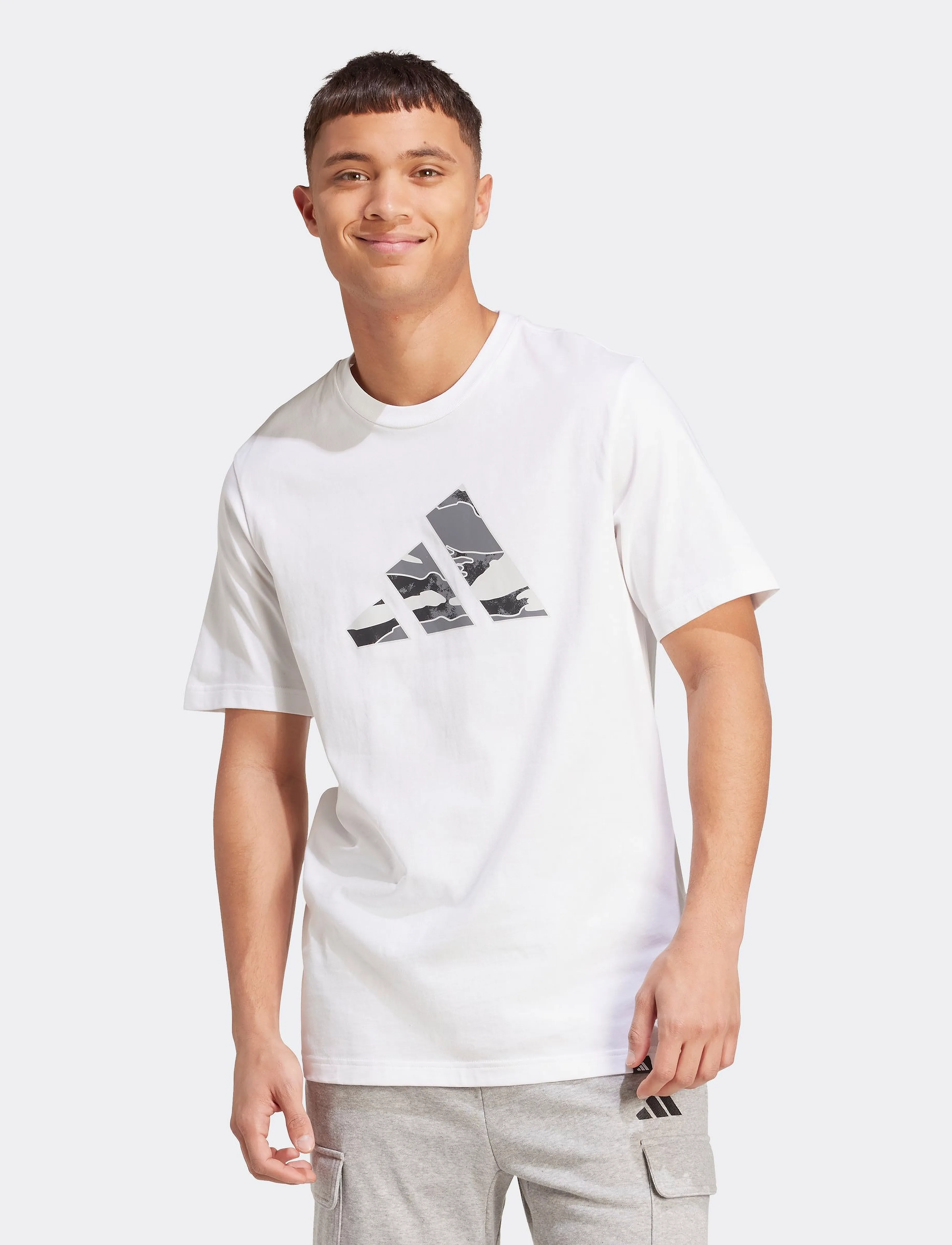 adidas Sportswear - M CAMO LOGO T - white - 3