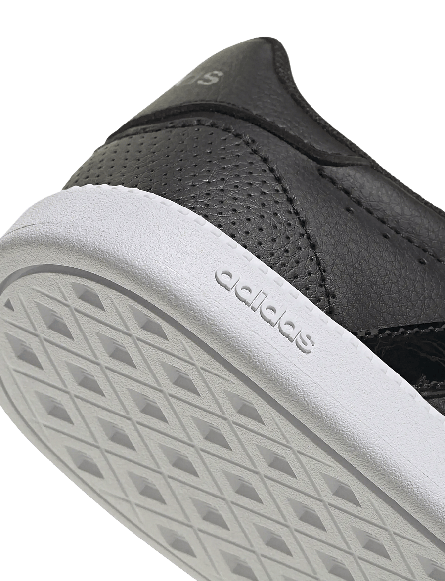 adidas Sportswear - BREAKNET SLEEK J - low-top sneakers - cblack/cblack/ftwwht - 5
