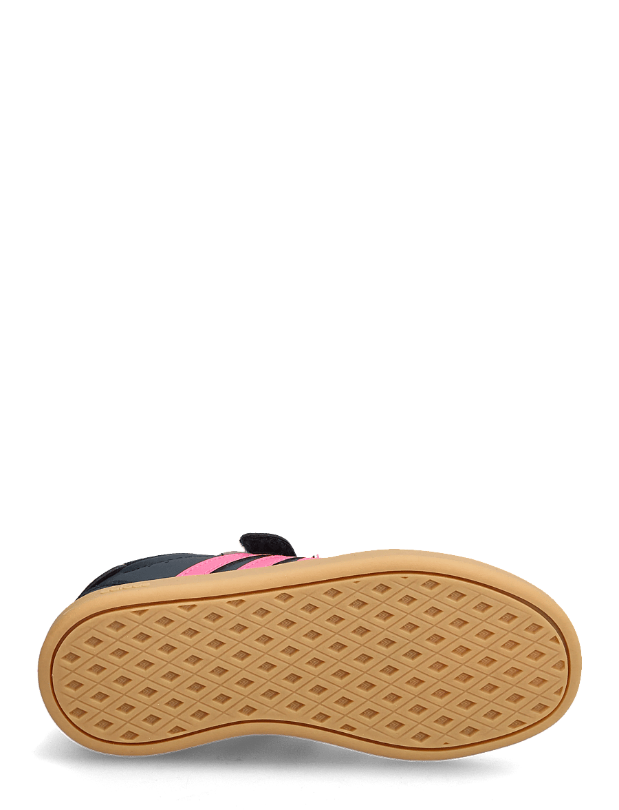 adidas Sportswear - BREAKNET SLEEK EL C - kõrge säärega tossud - aurink/lucpnk/gum3 - 4
