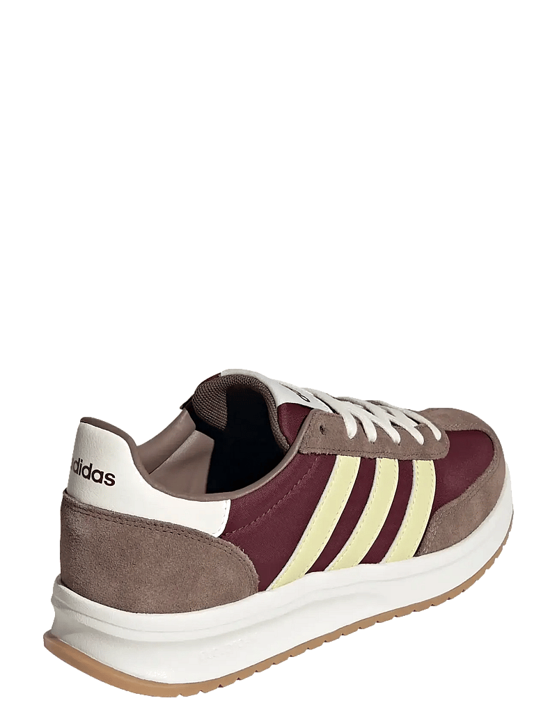 adidas Sportswear - RUN 70s 2.0 - lave sneakers - maroon/powyel/earstr - 3
