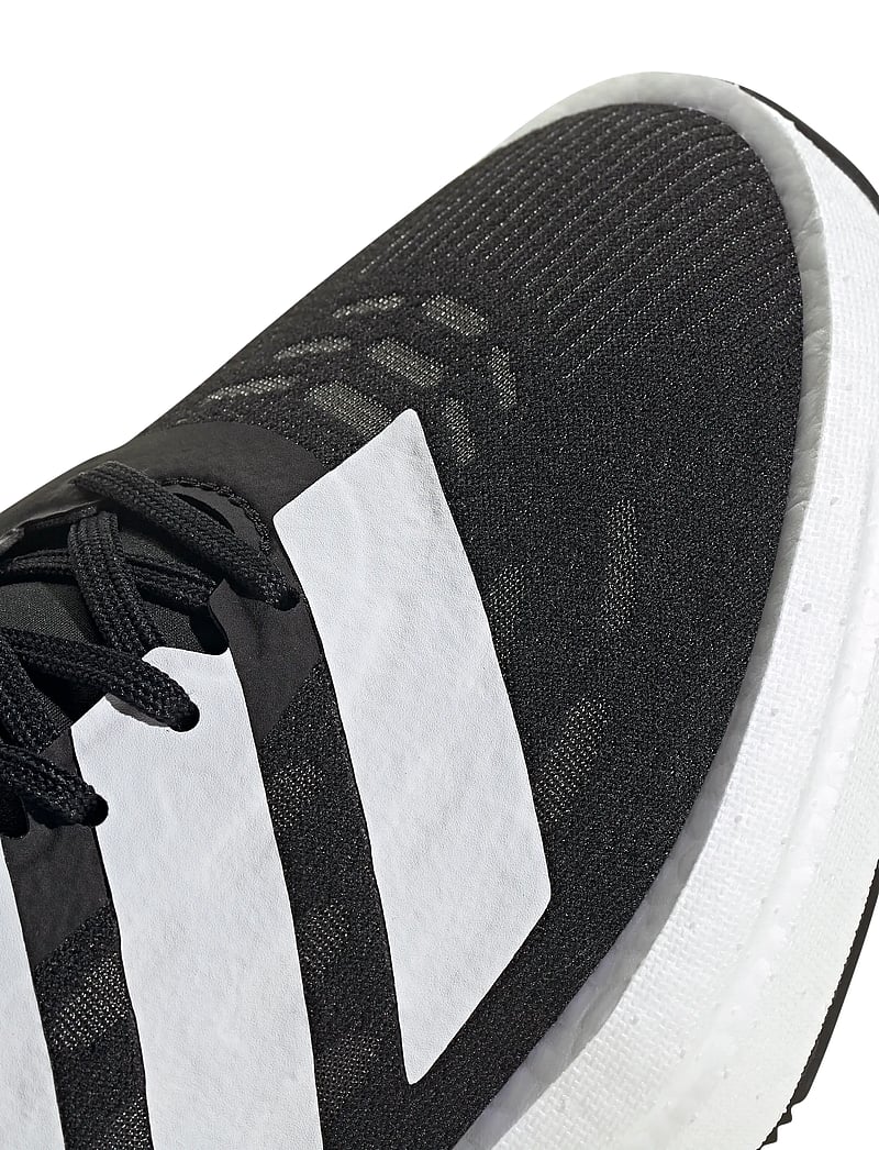 adidas Sportswear - FLOWBOOST - lave sneakers - cblack/ftwwht/cblack - 5