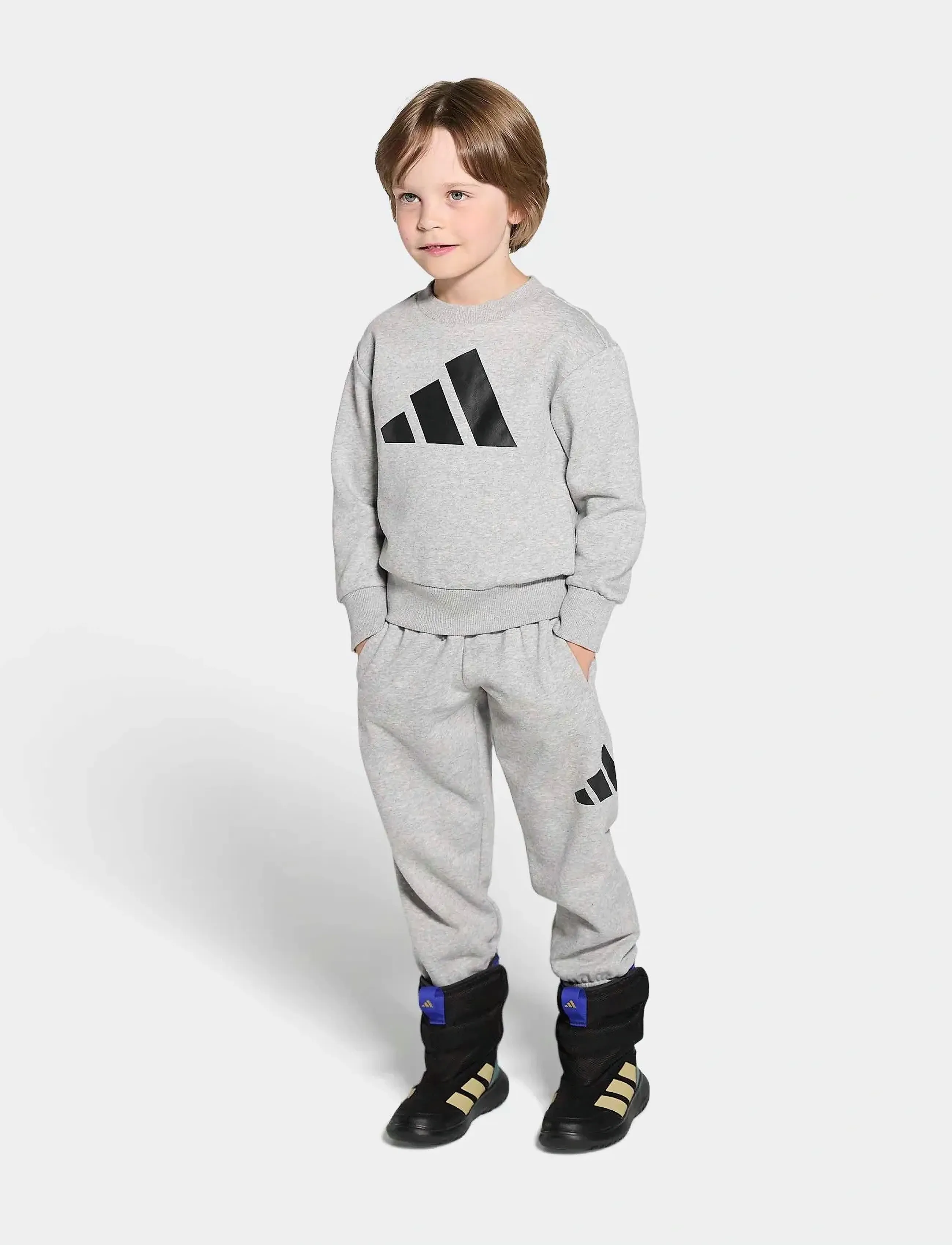 adidas Sportswear - Winterplay C - jalanõud - cblack/khaki/pretea - 0