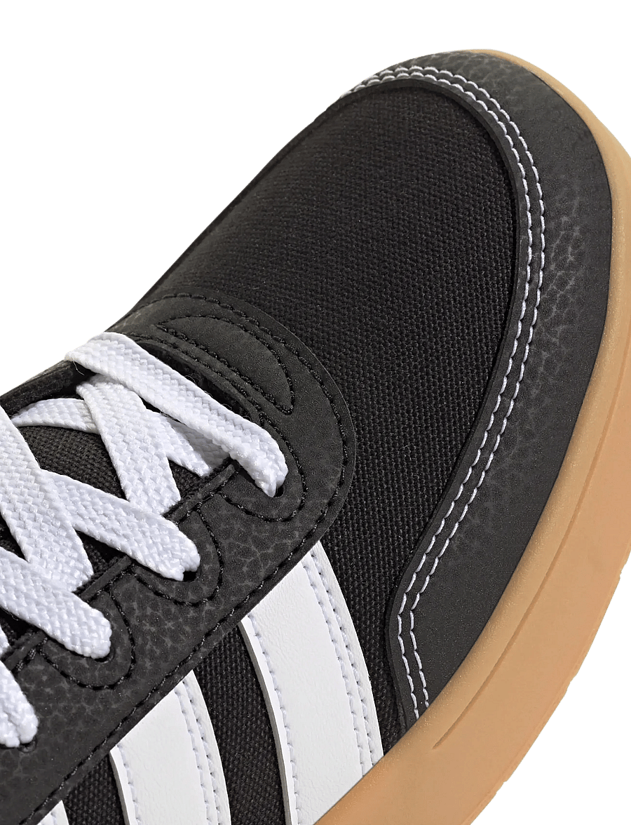 adidas Sportswear - BREAKBASE J - lave sneakers - cblack/ftwwht/gum3 - 5