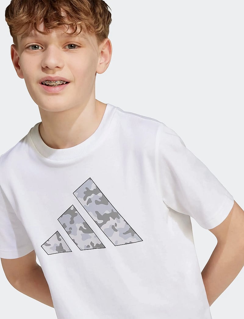 adidas Sportswear - J CAMO T - kortærmede t-shirts - white - 2