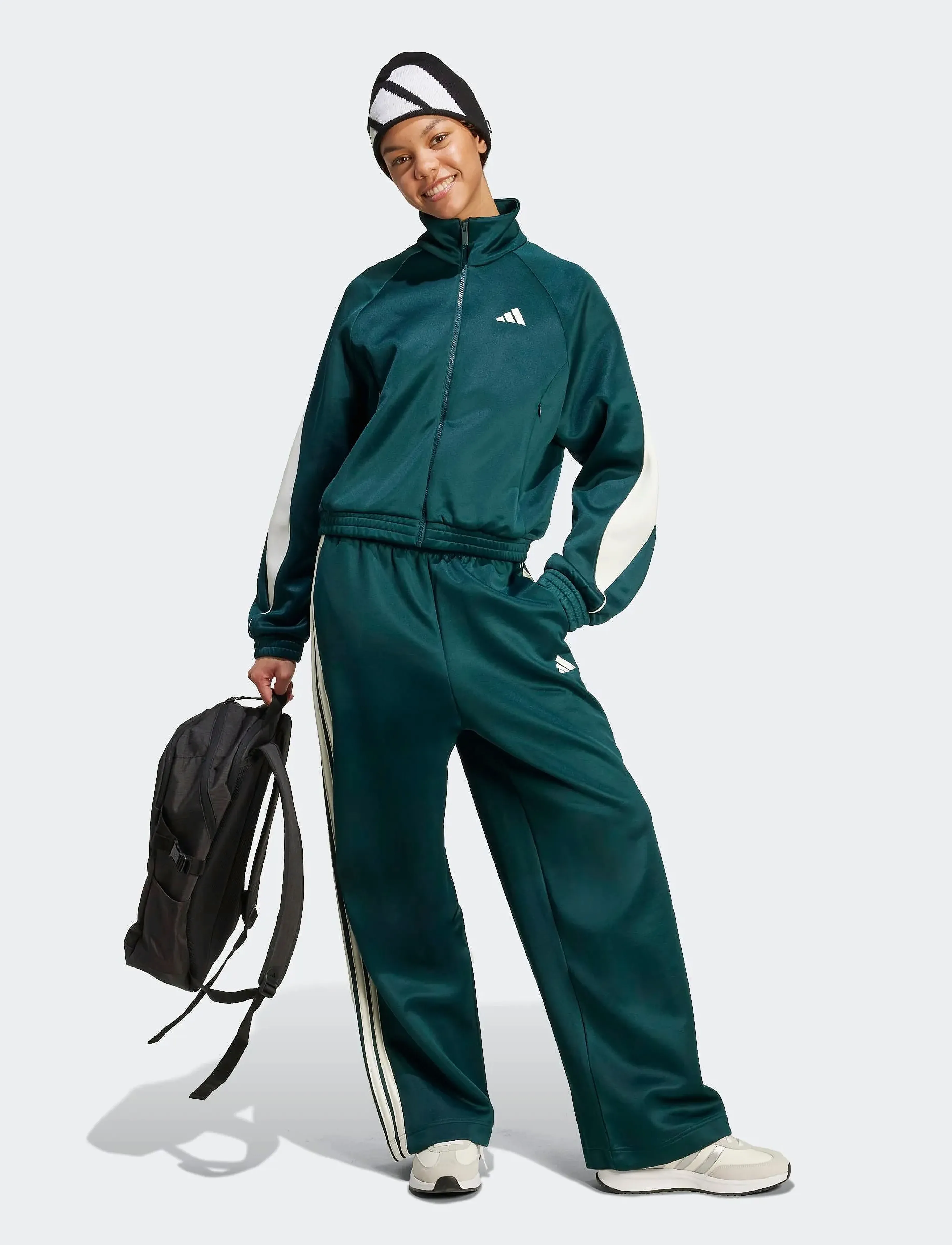adidas Sportswear - W STADIUM TT - sportsjakker - aurivy/owhite - 5