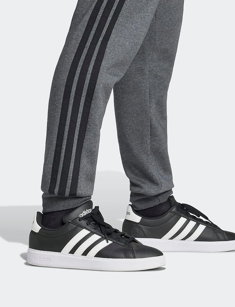 adidas Sportswear - M 3S FL TC PT - träningsbyxor - dgreyh/black - 3