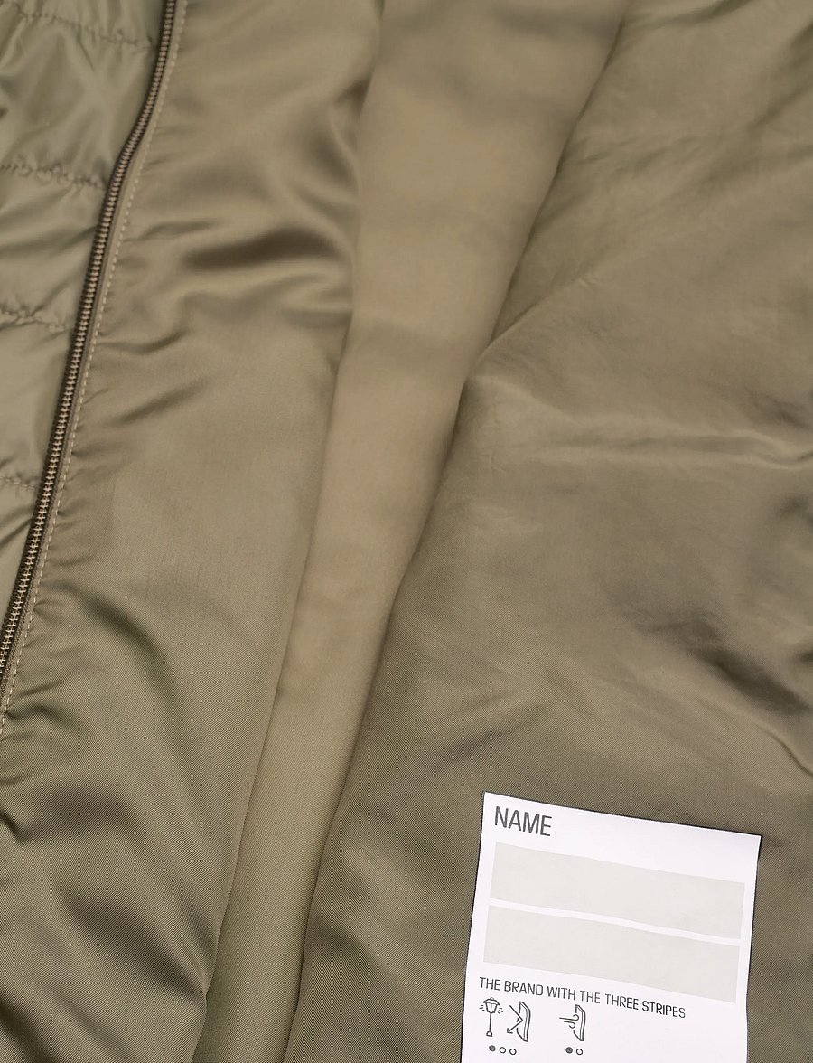 adidas Sportswear - J ESS L PAD JKT - isolerte jakker - olistr/refsil - 4