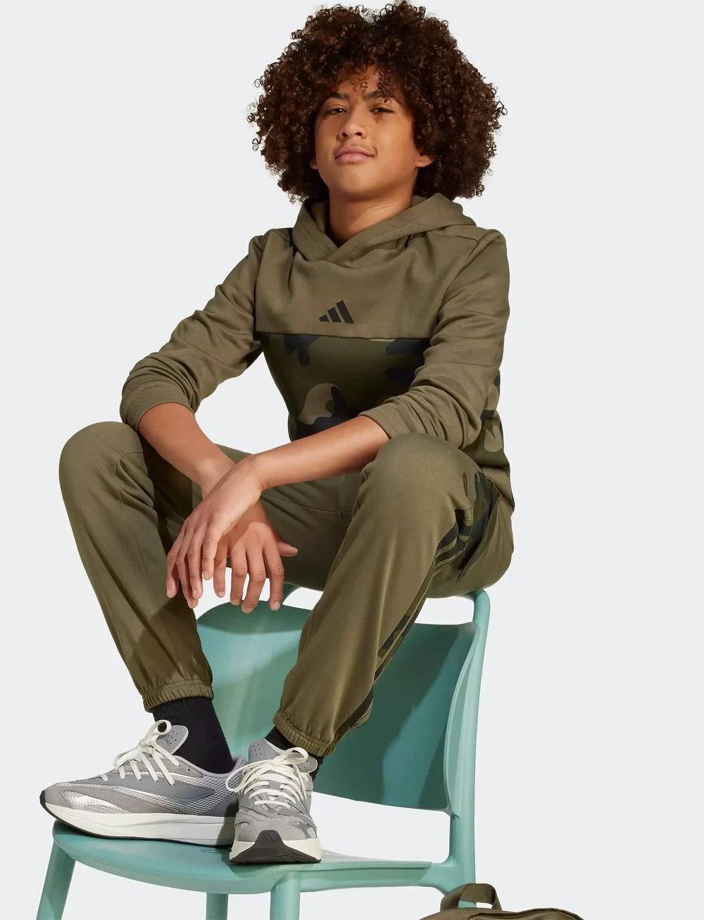 adidas Sportswear - J  CAMO FL HD - huvtröjor - olistr/black - 5