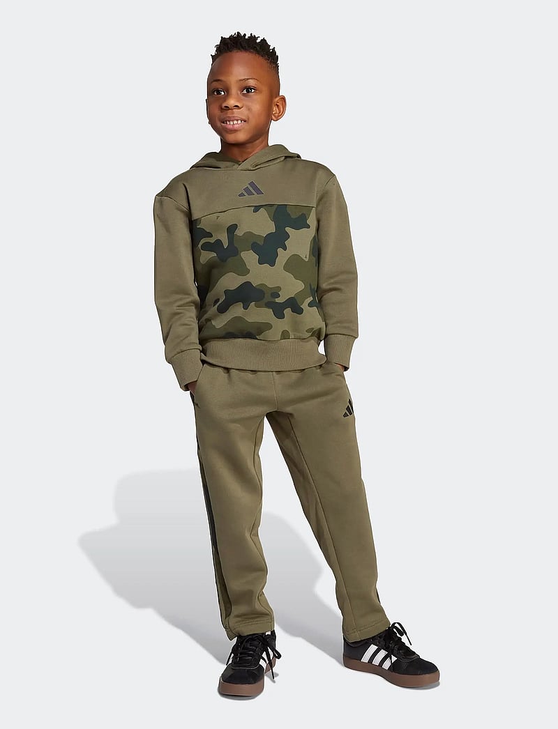 adidas Sportswear - LK CAMO FL SET - džemperi ar kapuci - olistr/white - 0