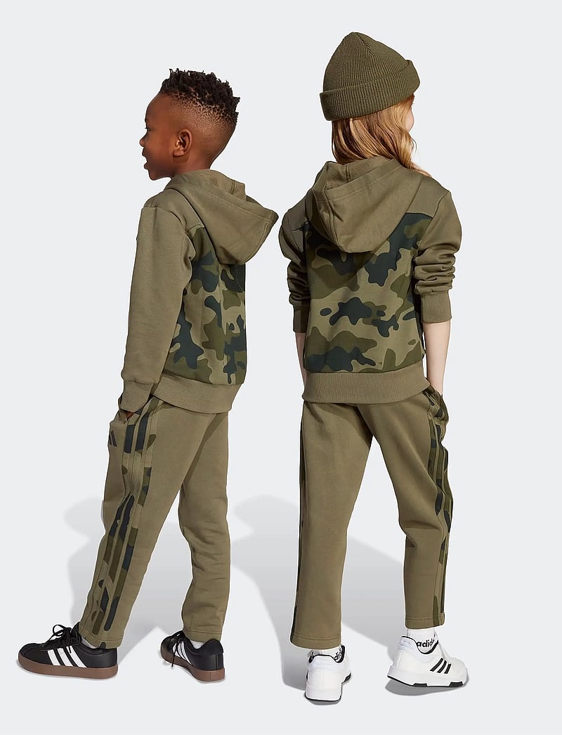 adidas Sportswear - LK CAMO FL SET - džemperi ar kapuci - olistr/white - 5