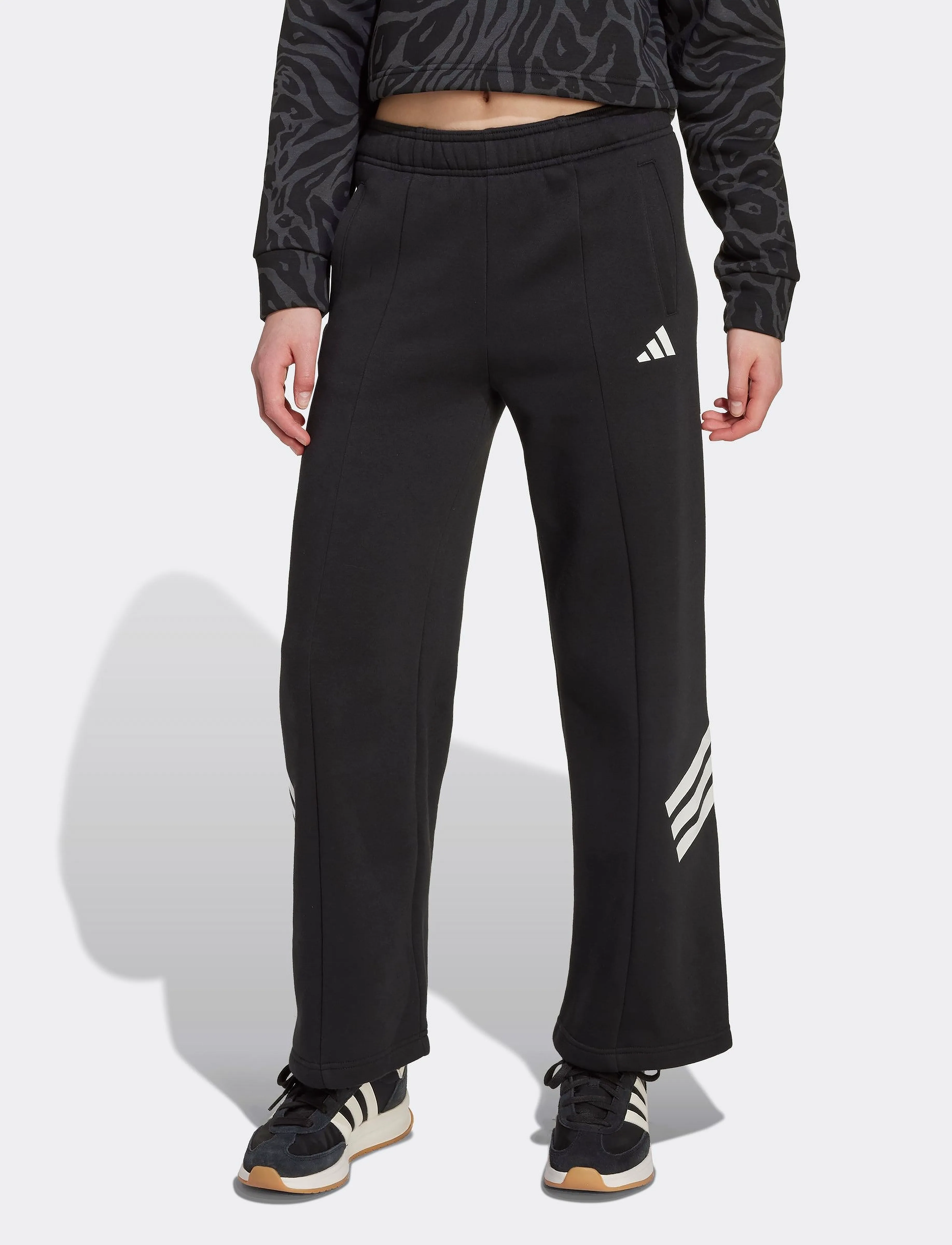 adidas Sportswear - JG FI WIDE PT - trainingshosen - black/white - 4