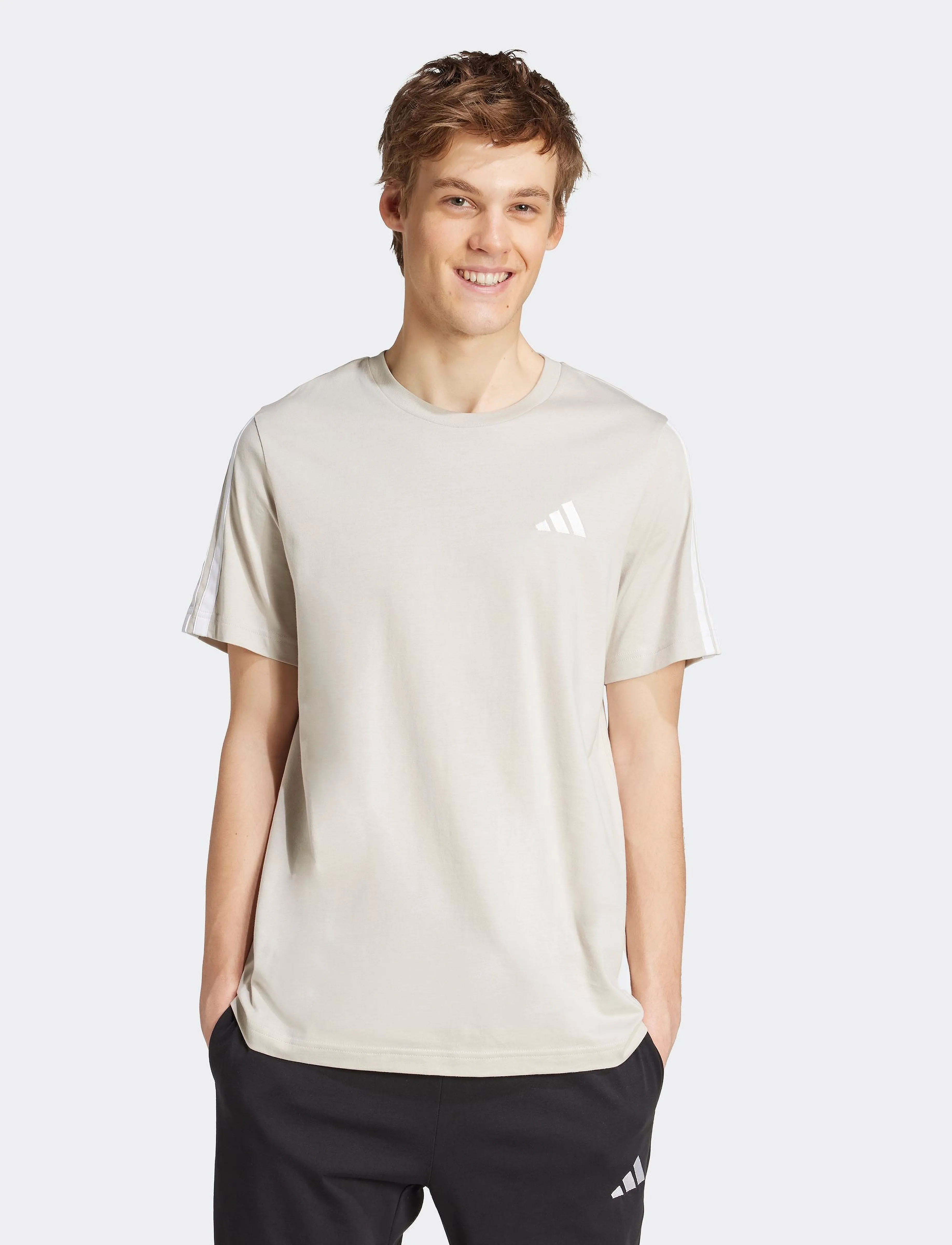 adidas Sportswear M 3S SJ T - Sæsonens farver - WONALU / cream