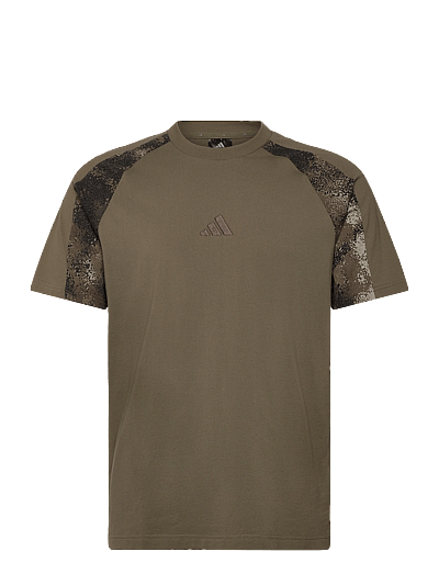 adidas Sportswear M CAMO PRINT TE - Oberteile & T-Shirts - OLISTR/MULTCO / khaki/green