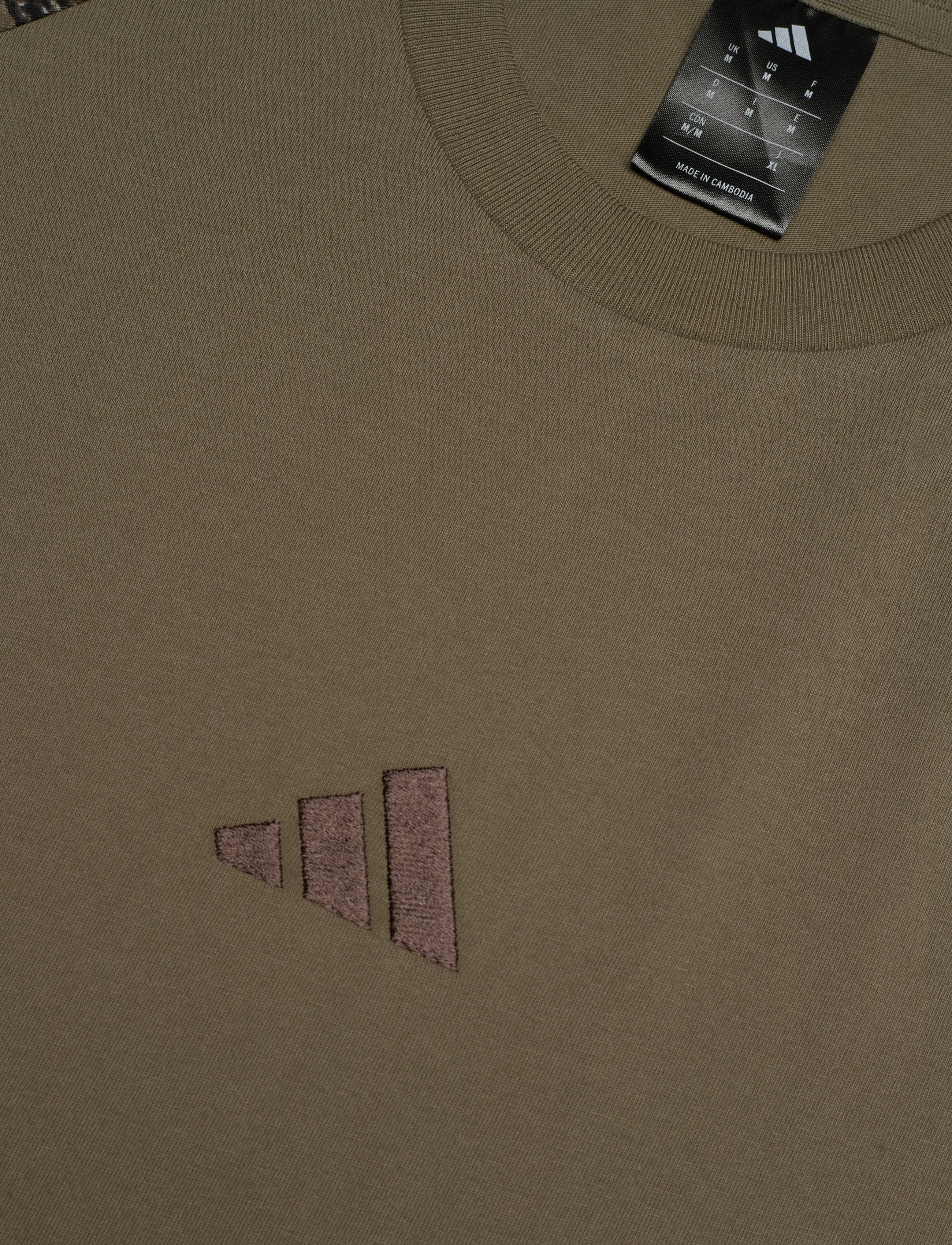 adidas Sportswear - M CAMO PRINT TE - t-shirts - olistr/multco - 2