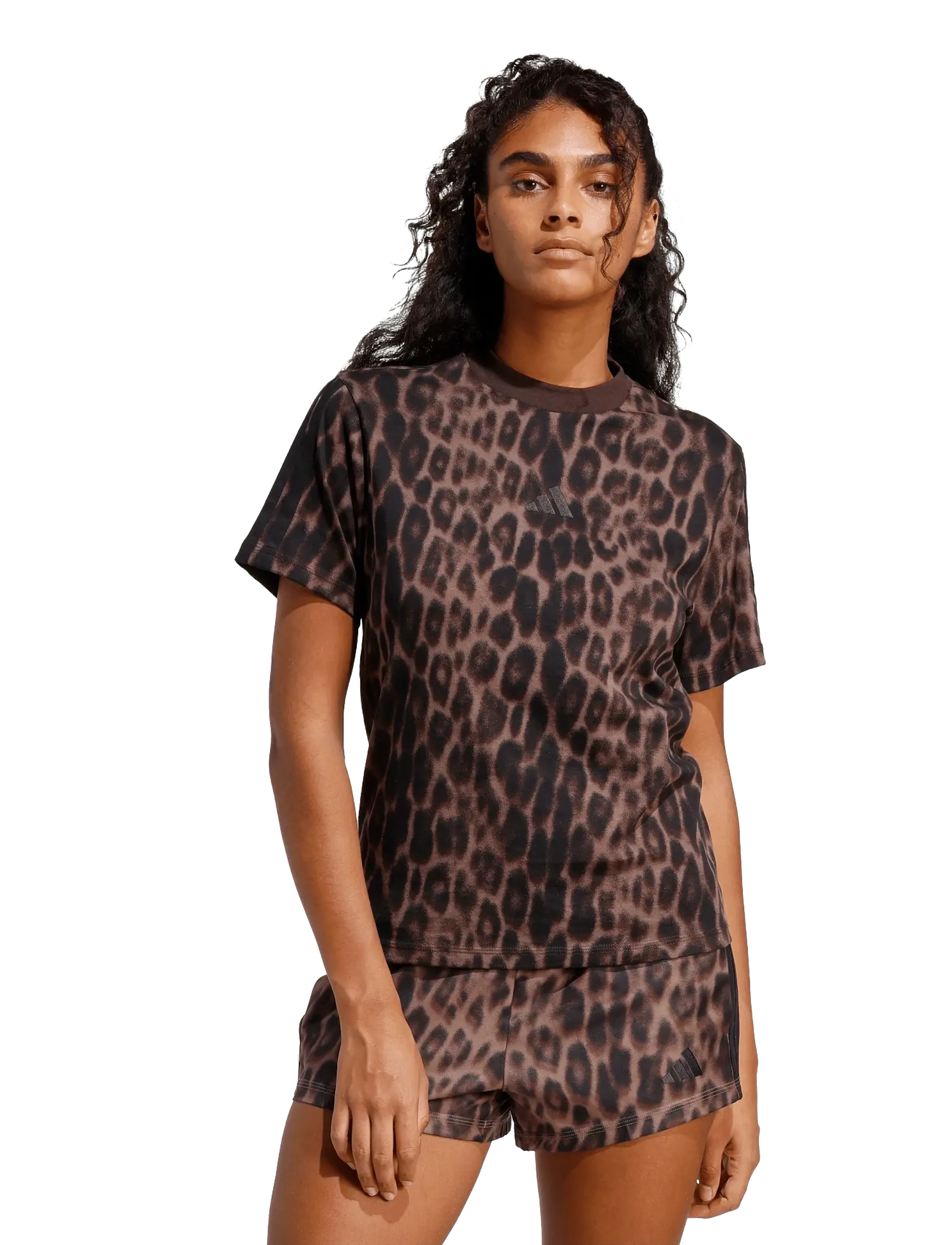 adidas Sportswear W AOP 3S T - T-särgid ja alussärgid - MULTCO/EARSTR / brown