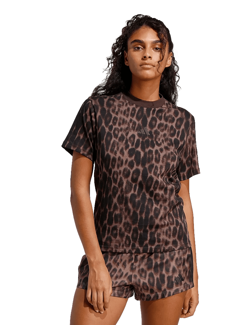 adidas Sportswear - W AOP 3S T - t-shirts - multco/earstr - 0