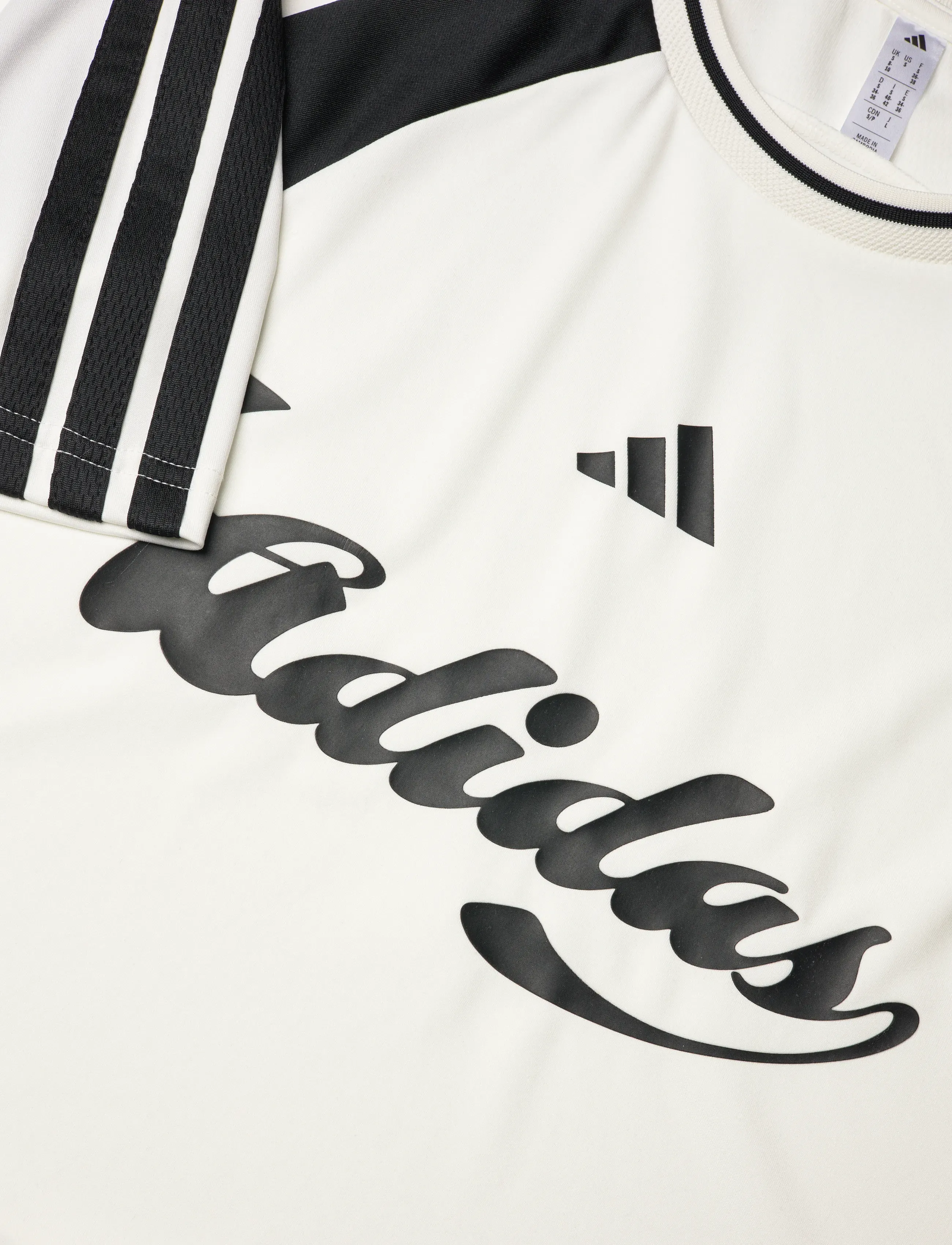 adidas Sportswear - W HER TEE - t-shirts - owhite/black - 2