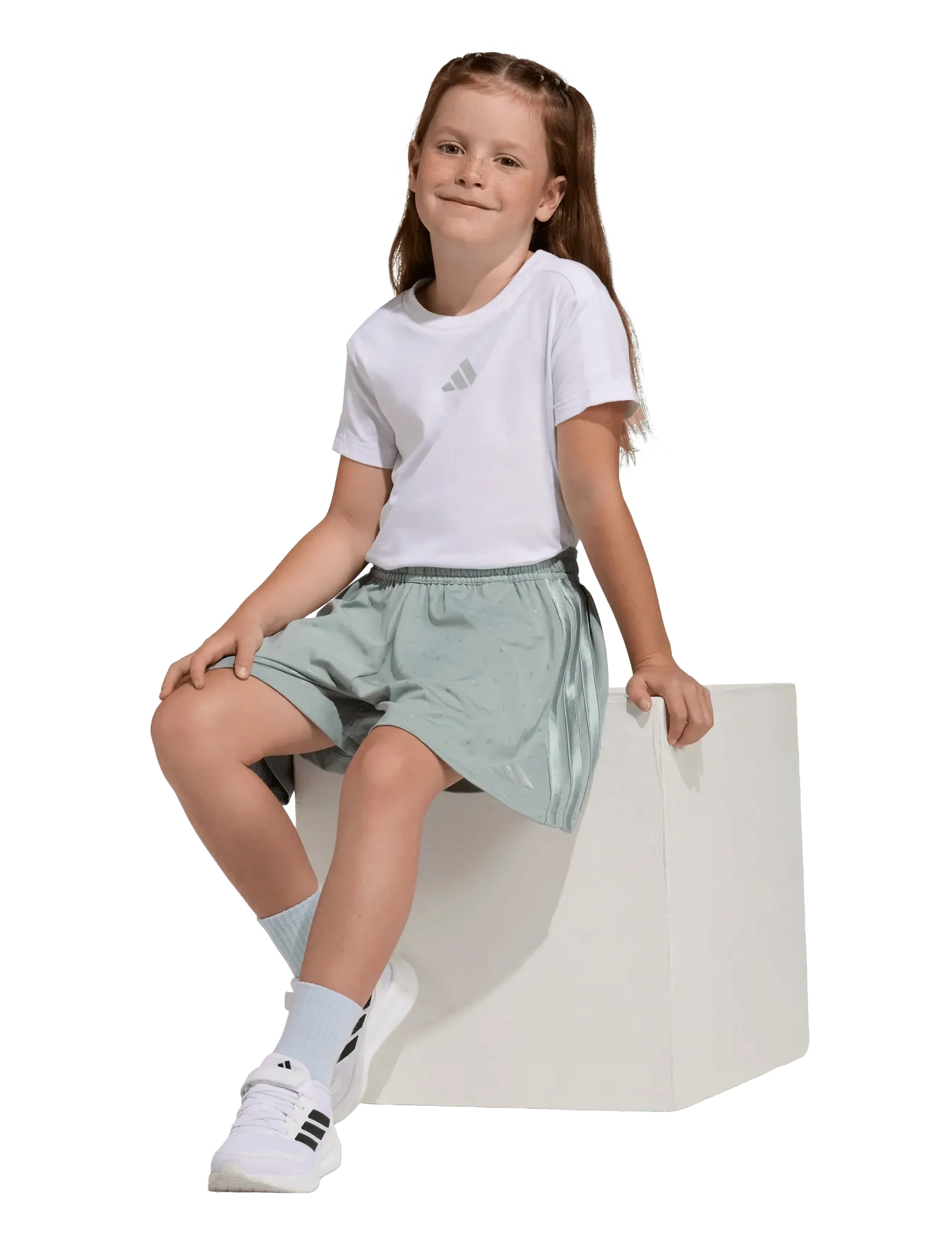 adidas Sportswear LG GLAM Set - Set med kortärmad t-shirt - WHITE/SILVMT / green