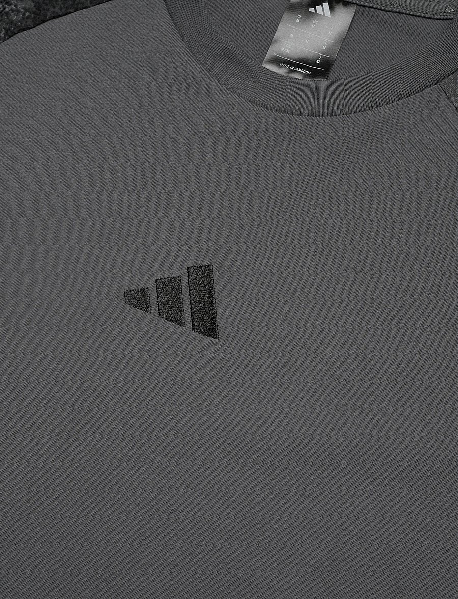 adidas Sportswear - M CAMO PRINT TE - oberteile & t-shirts - gresix/multco - 2