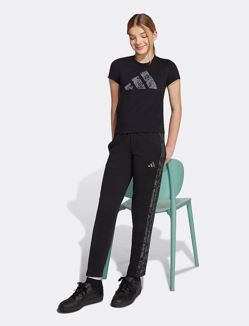 adidas Sportswear - G ANML SJ BL T - kortärmade t-shirts - black - 4