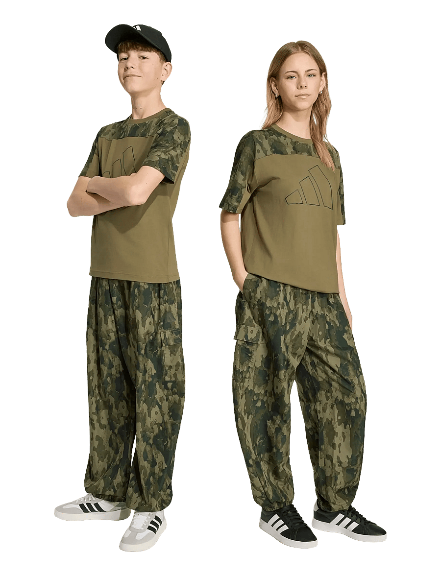 adidas Sportswear - J CAMO PT AOP - kargopüksid - olistr/junink - 3