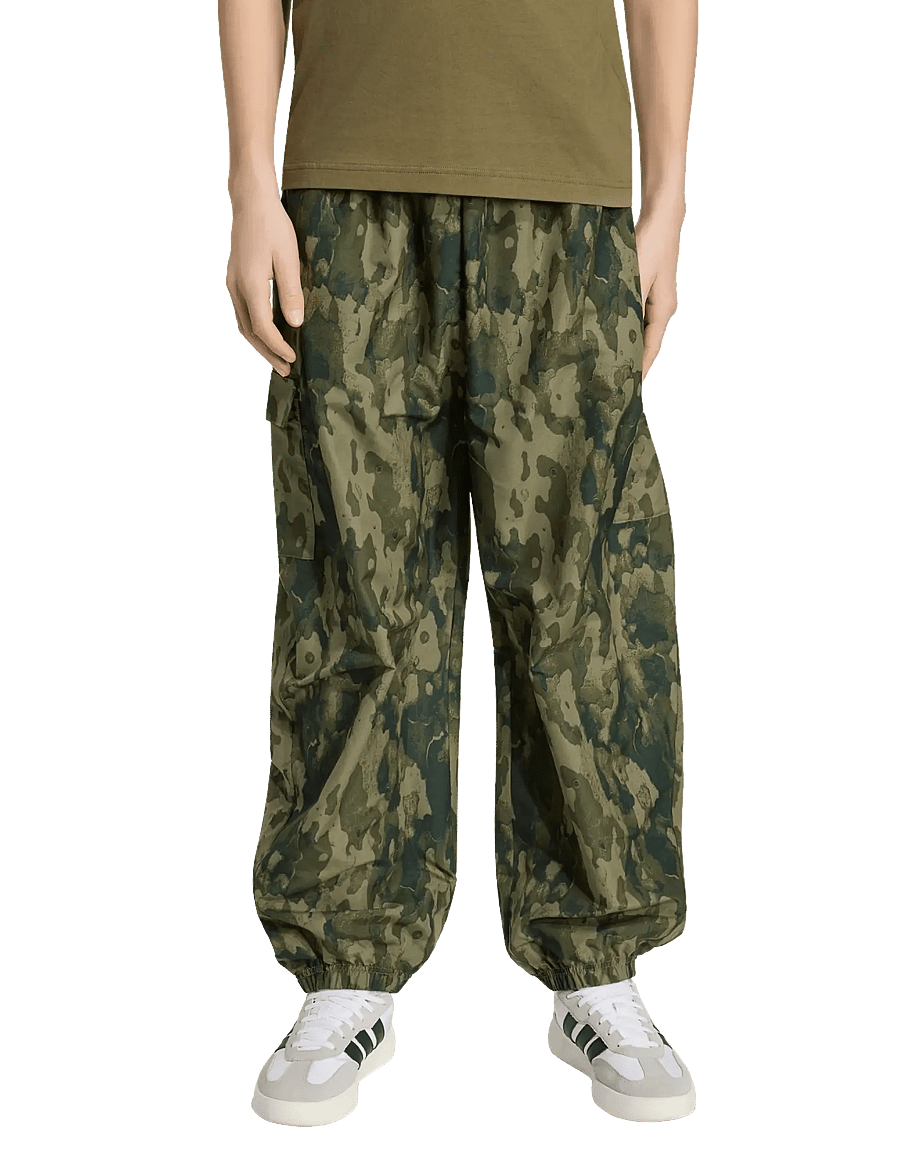 adidas Sportswear - J CAMO PT AOP - kargopüksid - olistr/junink - 4
