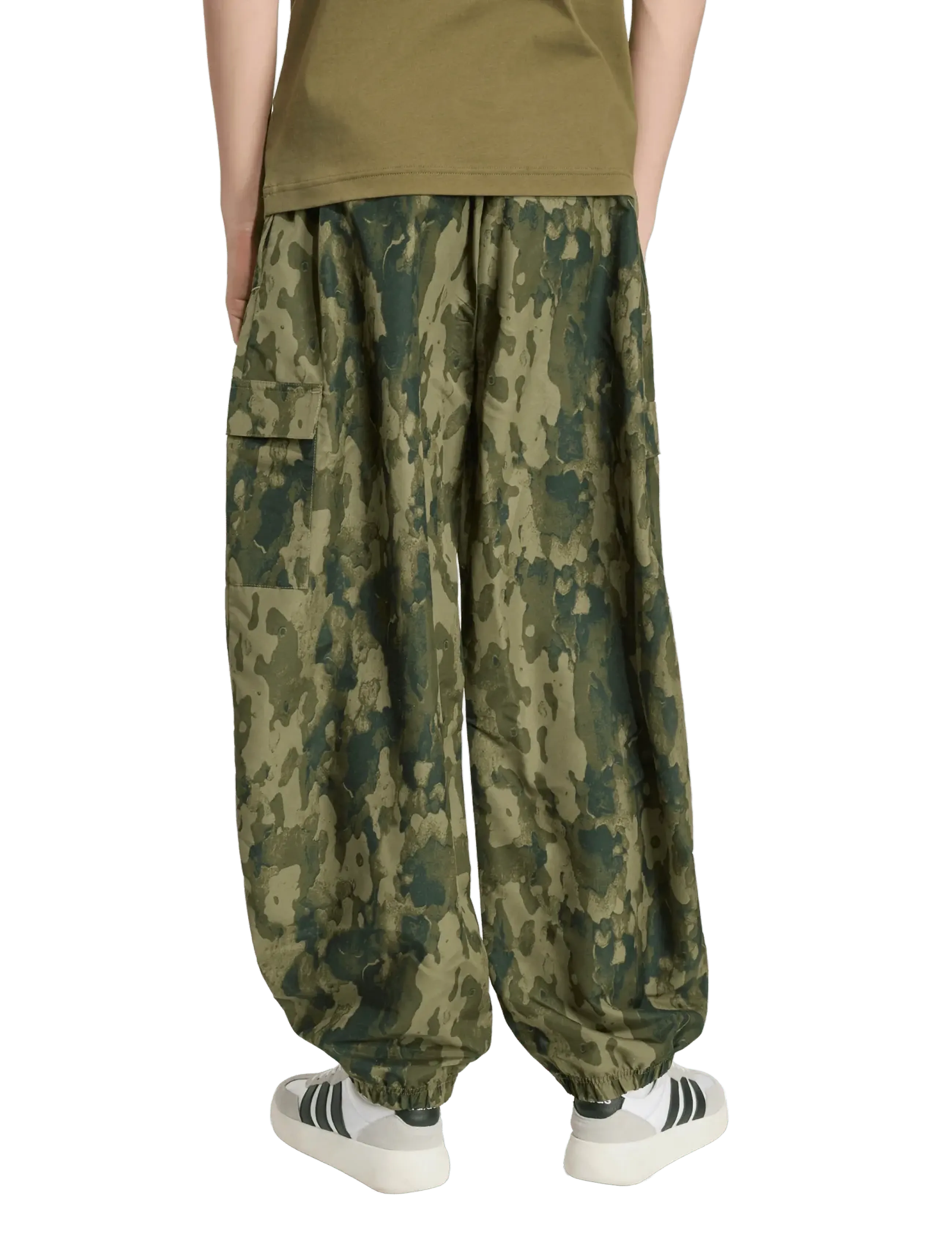 adidas Sportswear - J CAMO PT AOP - olistr/junink - 5