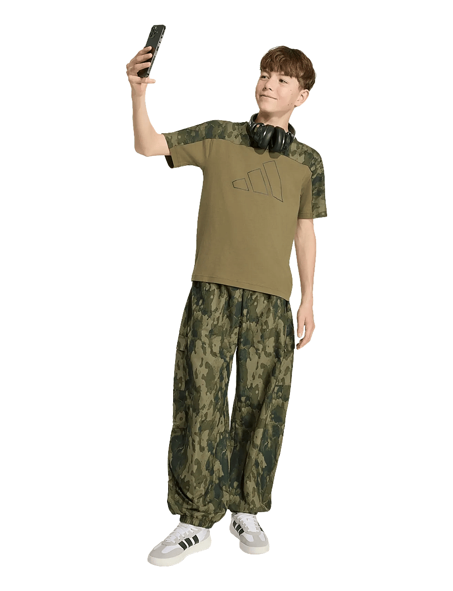 adidas Sportswear - J CAMO T - sporttoppar - olistr/junink - 0