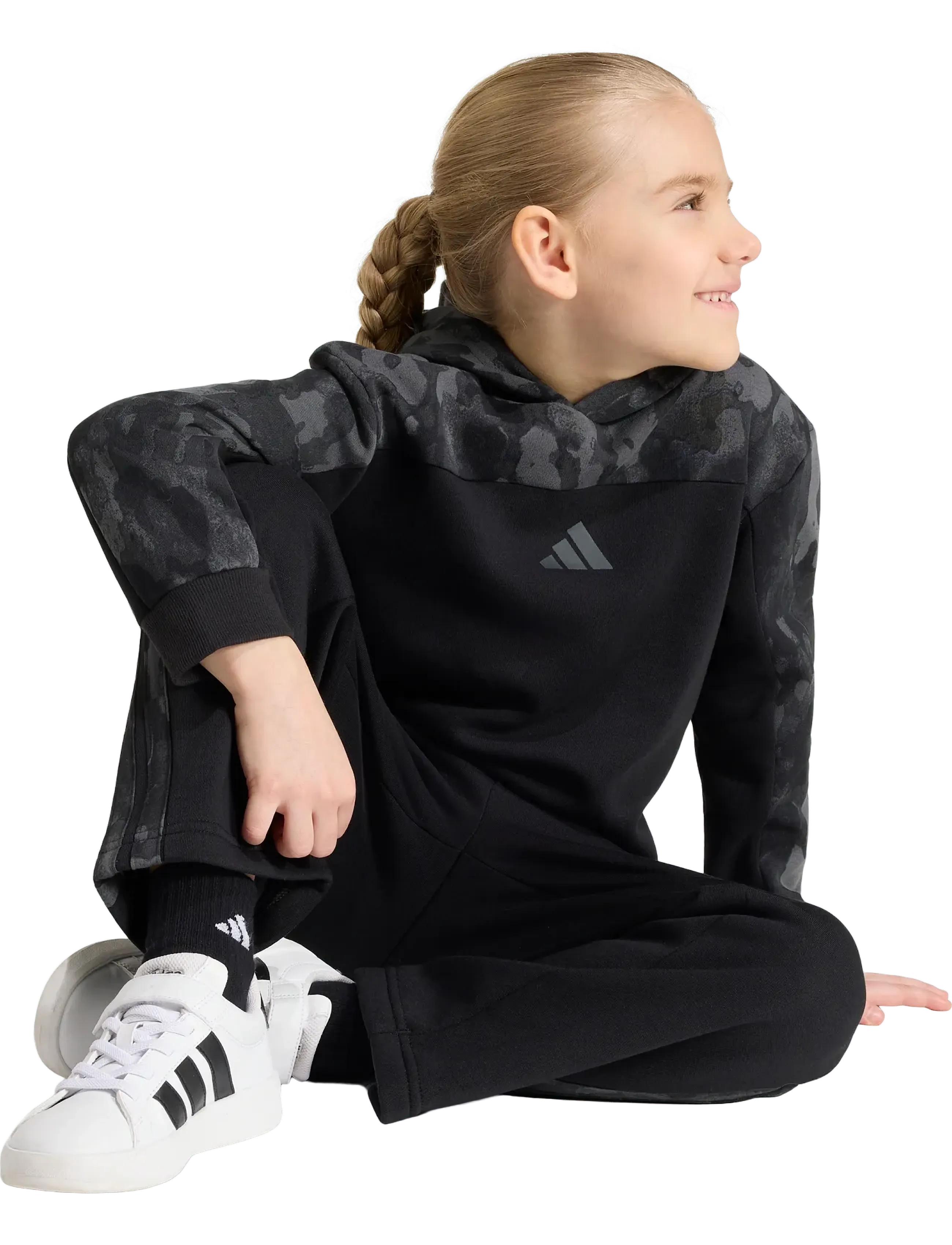 adidas Sportswear LK CAMO JOGGER - Sportanzüge - BLACK/CARBON / black
