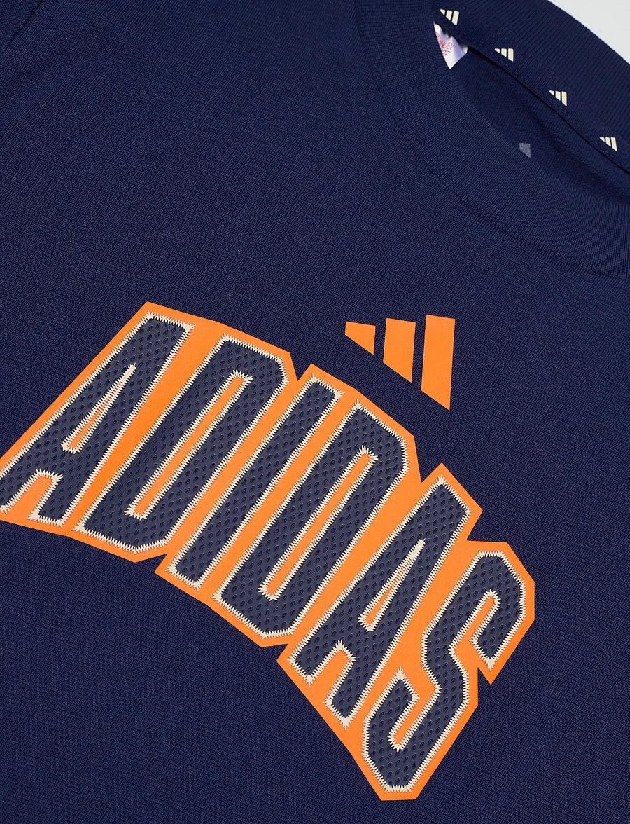 adidas Sportswear - J STD GFX TEE - sportoberteile - dkblue/puor - 2