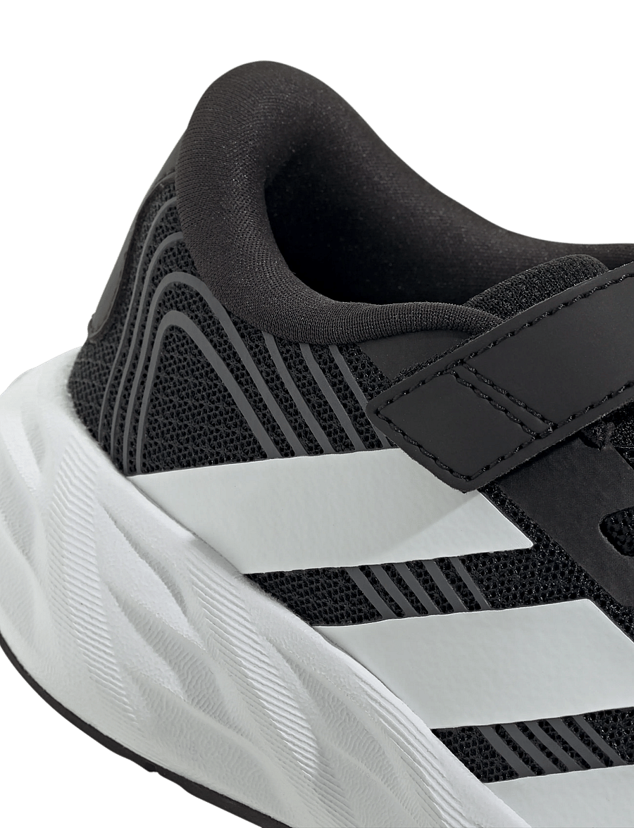 adidas Sportswear - GALAXY 8 EL C - löparskor - cblack/ftwwht/carbon - 5