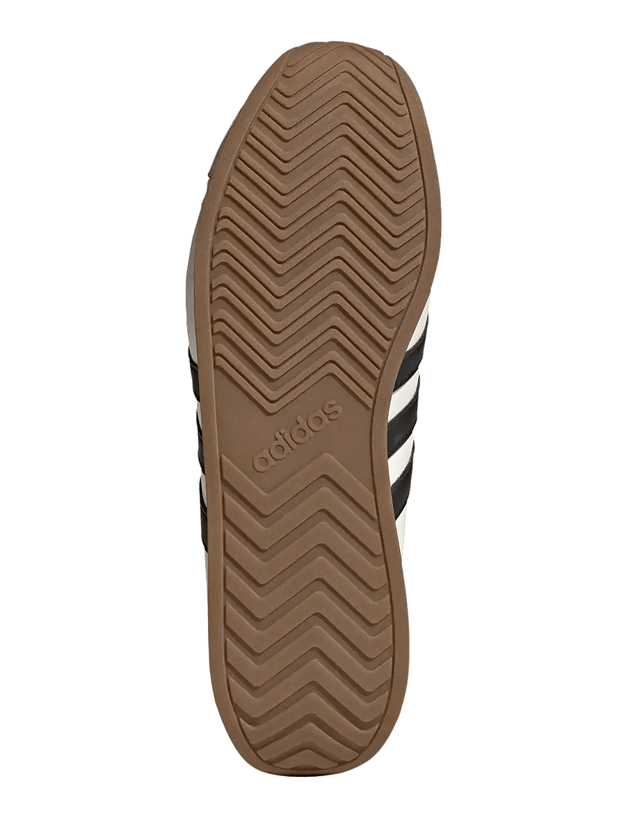 adidas Sportswear - RUNVISTA - low tops - owhite/cblack/wonwhi - 5
