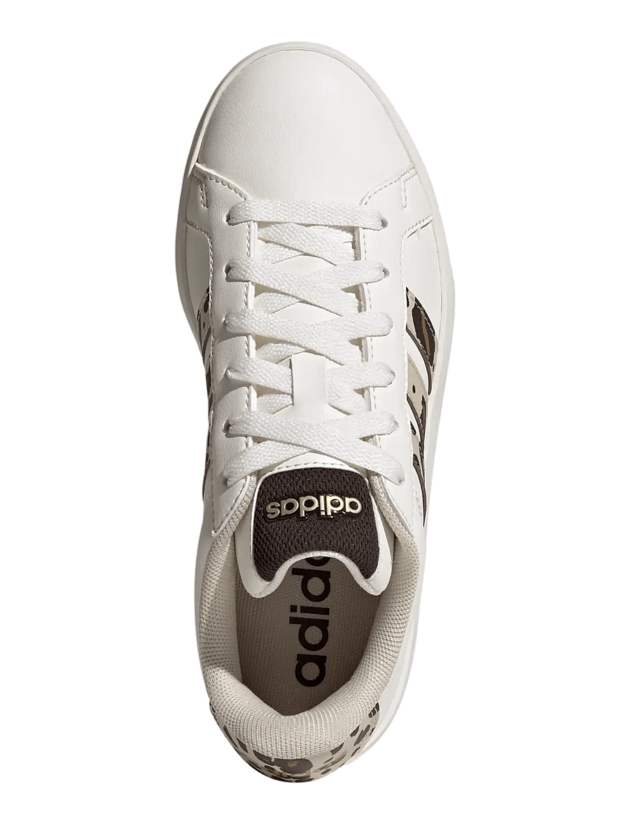 adidas Sportswear - GRAND COURT 3.0 J - låga sneakers - cwhite/crli/auco - 4