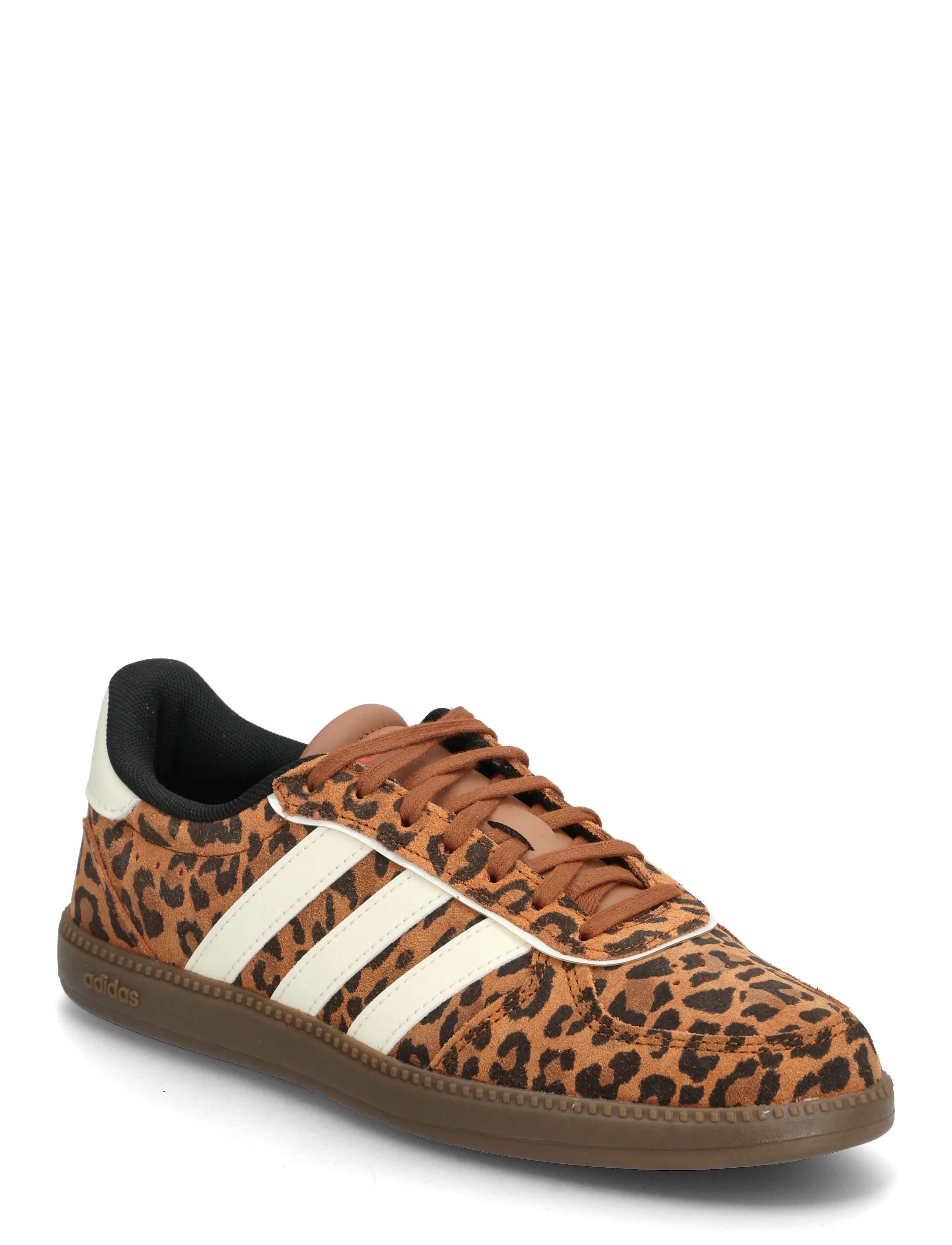 adidas Sportswear BREAKNET SLEEK - Sko - DUBR/CREWHT/GUM5 / brown