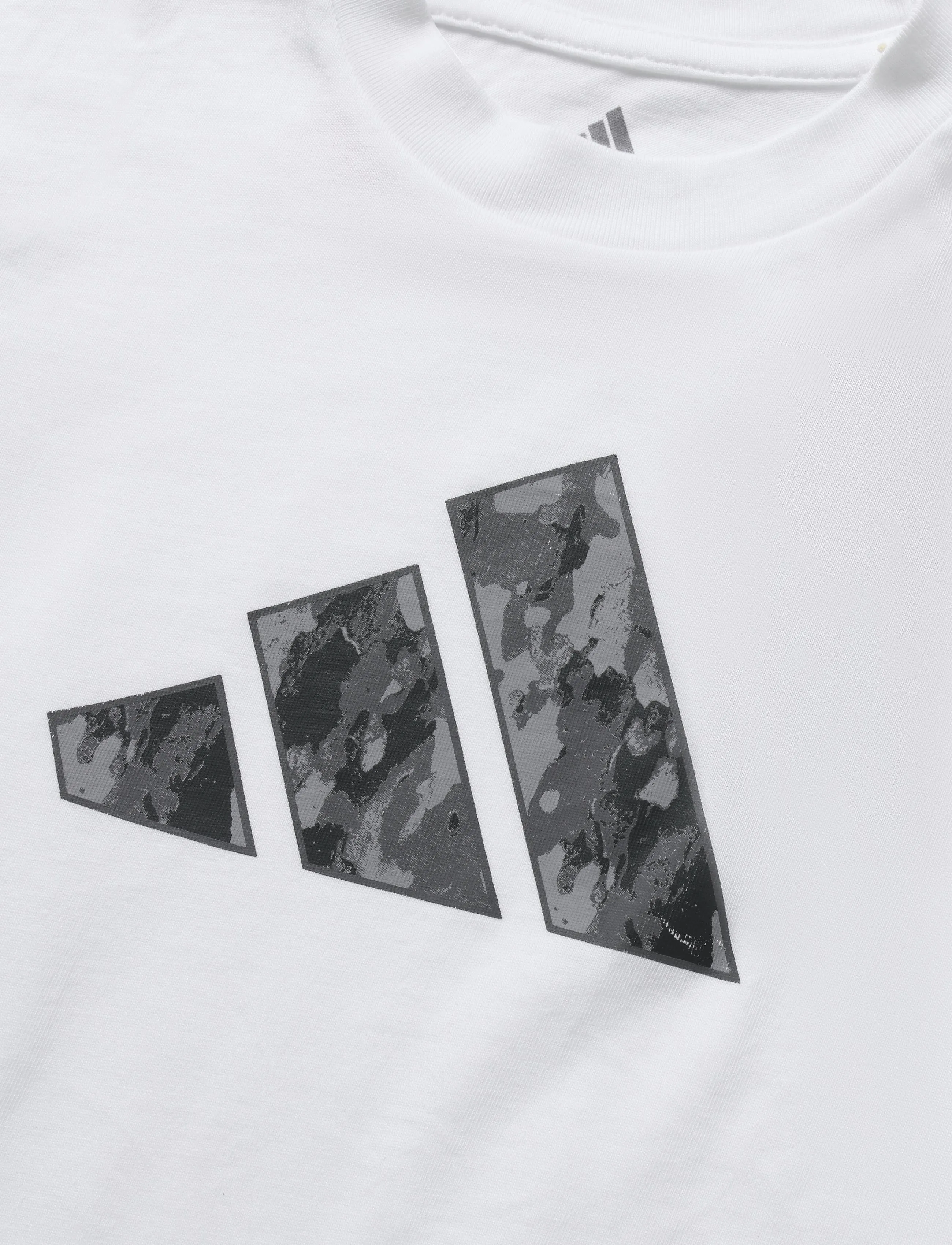 adidas Sportswear - J CAMO T - white - 2