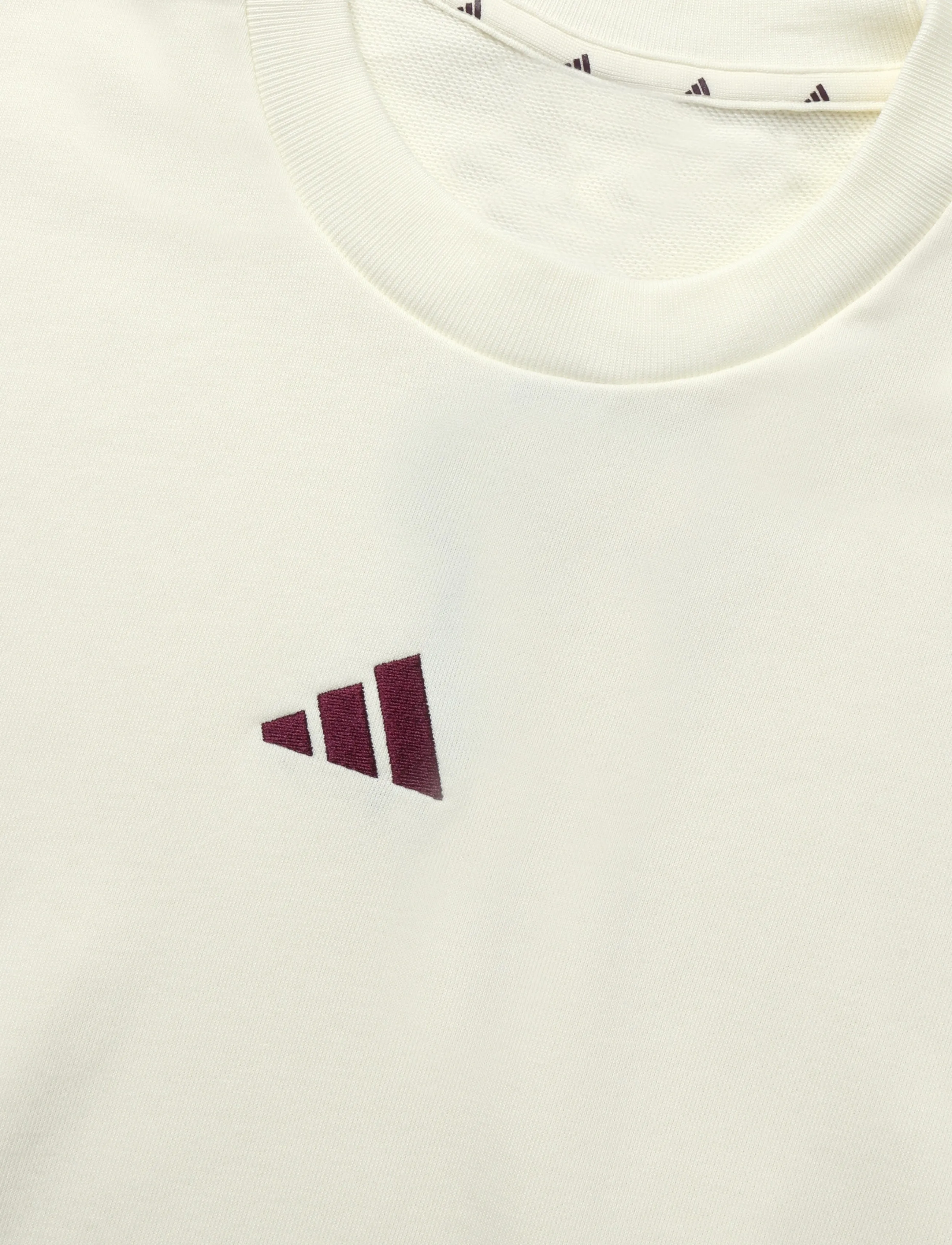 adidas Sportswear - W 3S FT SWT - Överdelar - ivory/maroon - 2