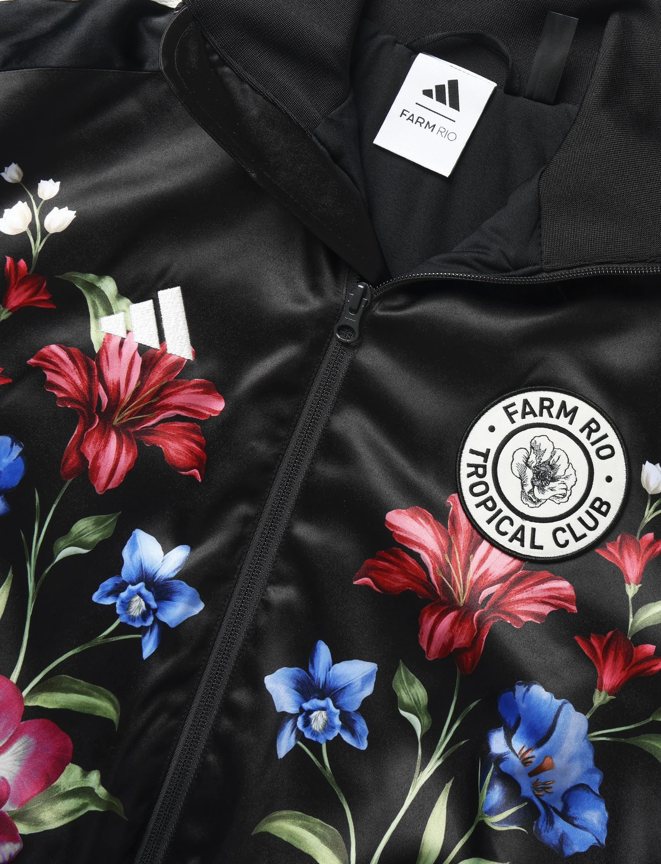 adidas Sportswear - FARM PRM JKT - sports jackets - black/crewht/cragrn - 2