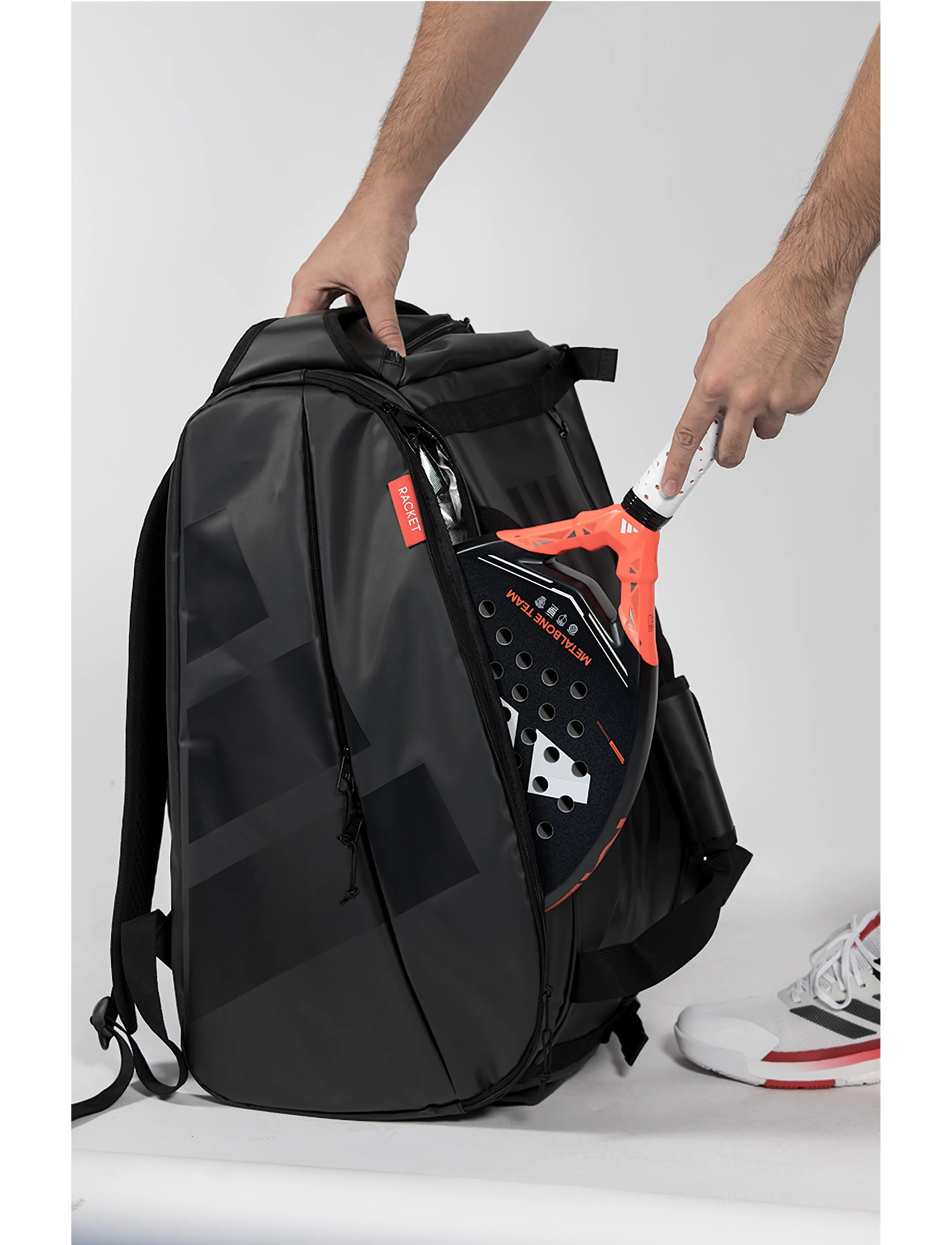 Adidas Tennis Racket Bag Multigame 2026 res- & sportväskor herr – bild 4