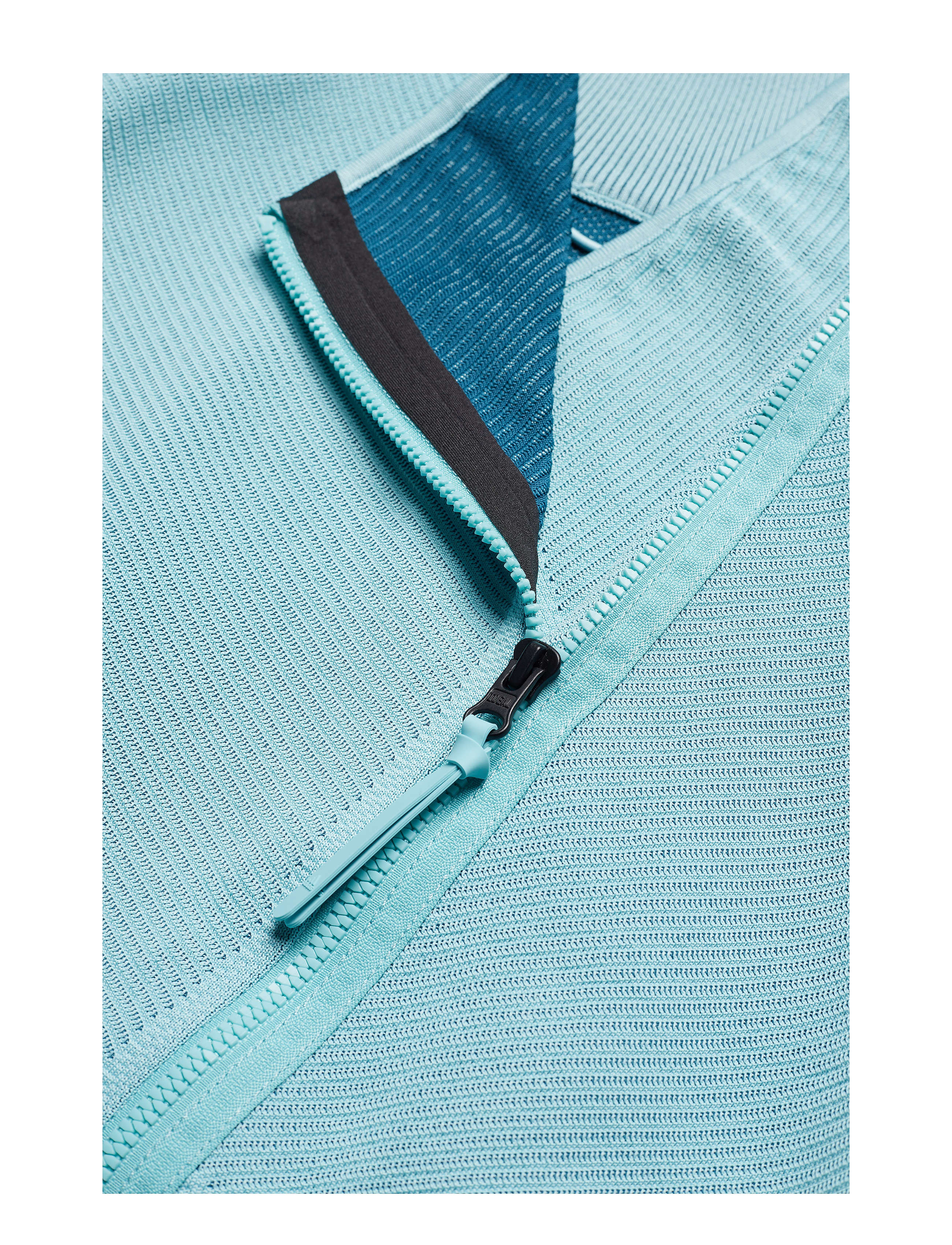 adidas Performance - PARLEY ZNE JACKET W - bluspi/petnit - 3