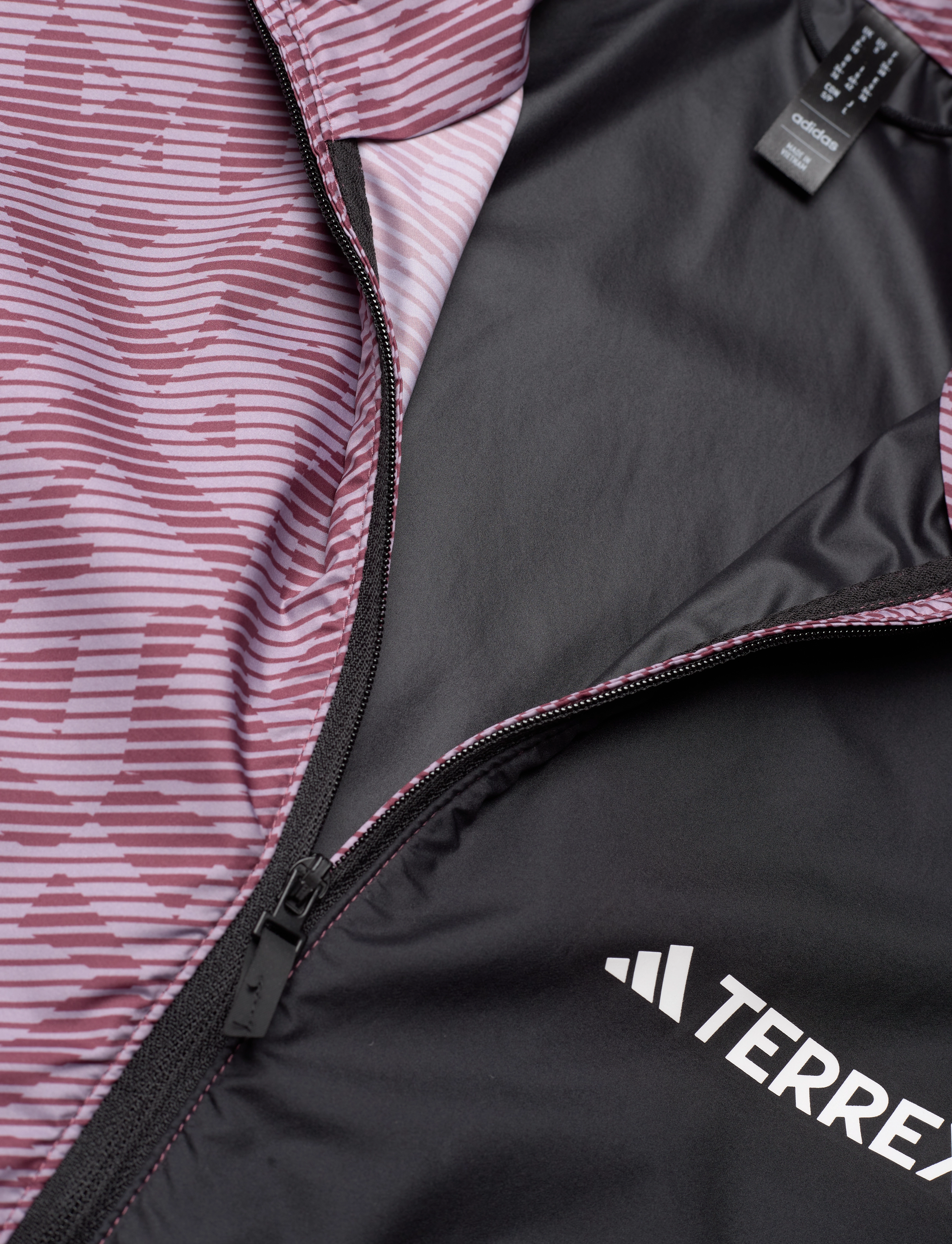 adidas Terrex - Terrex Trail Running Windbreaker - quicri/prlofi - 2