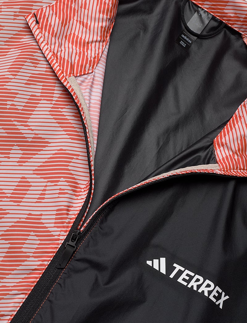 adidas Terrex - TRAIL WIND J - spordijakid - putmau/black - 2