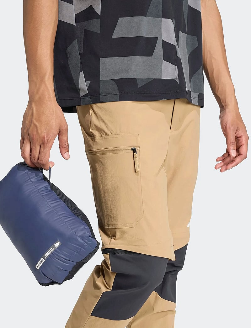 adidas Terrex - XPR LF HO J V - friluftsjakker - shanav - 2