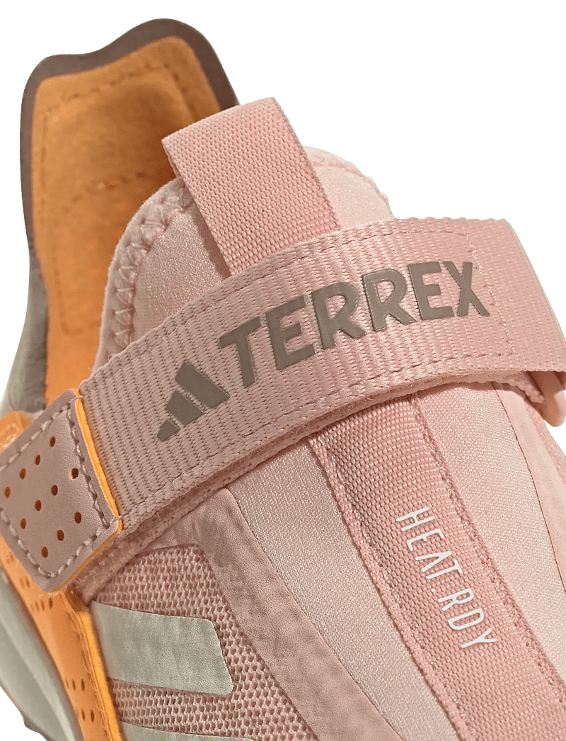 adidas Terrex - TERREX VOYAGER 21 SLIPON K - laufschuhe - blupnk/owhite/puta - 5