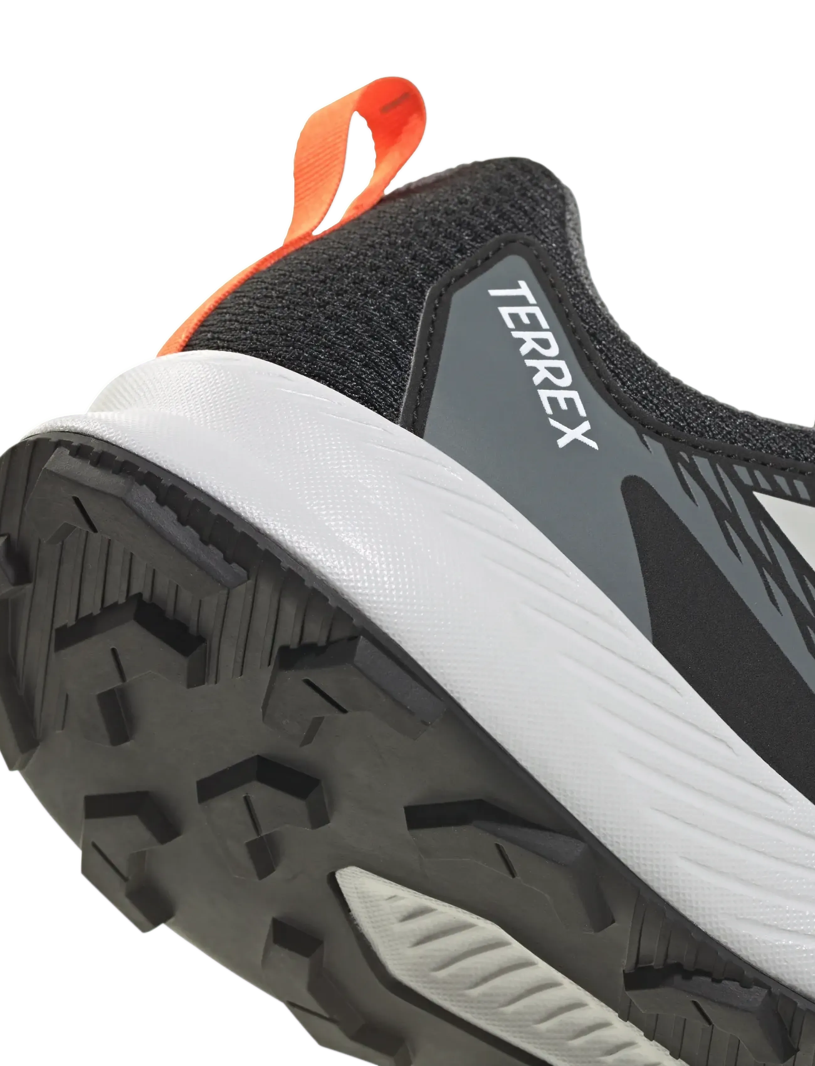 adidas Terrex - TERREX TRACEFINDER J - laufschuhe - cblack/greone/seimor - 5