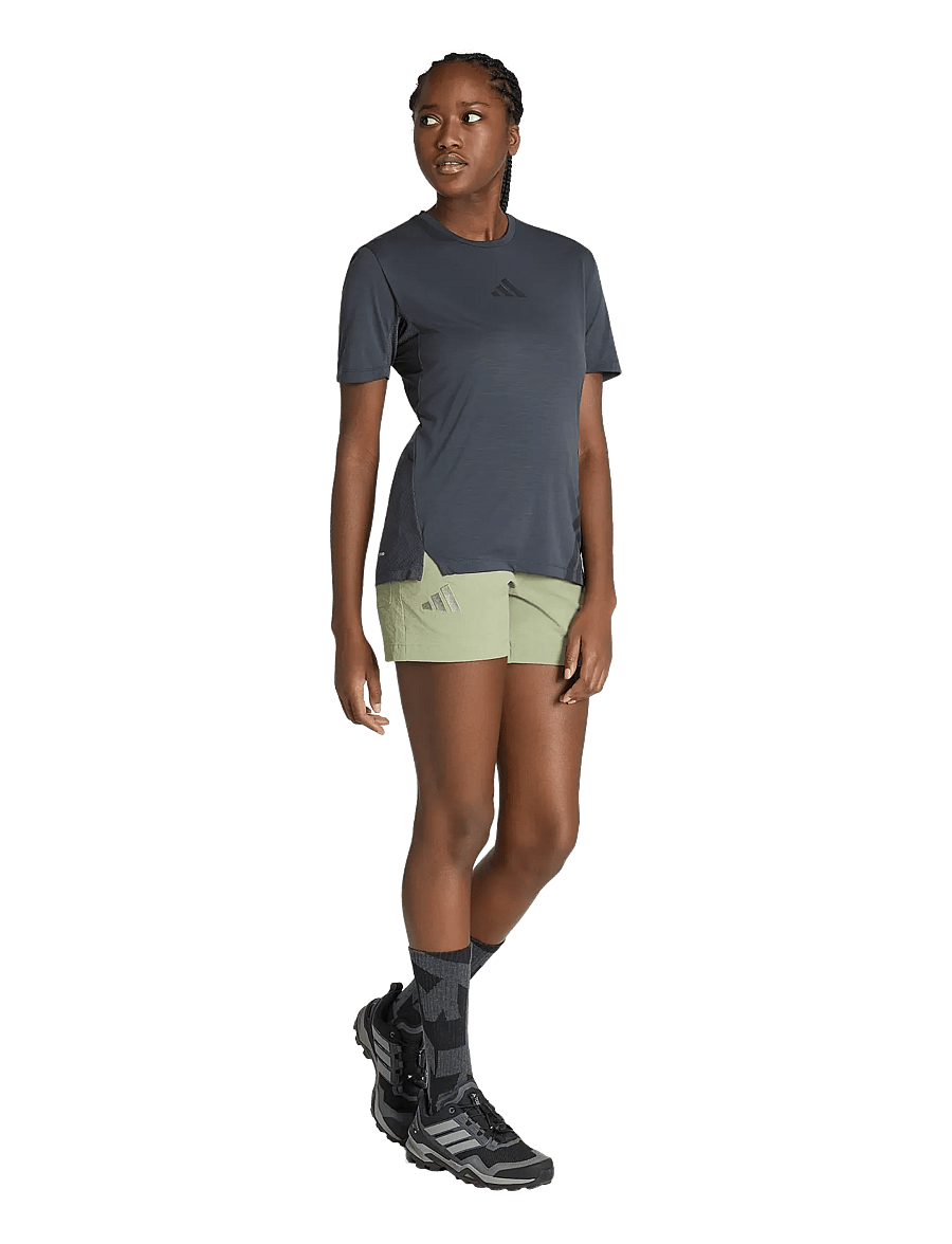 adidas Terrex - W XPR MD Short - outdoorshorts - tengrn - 2
